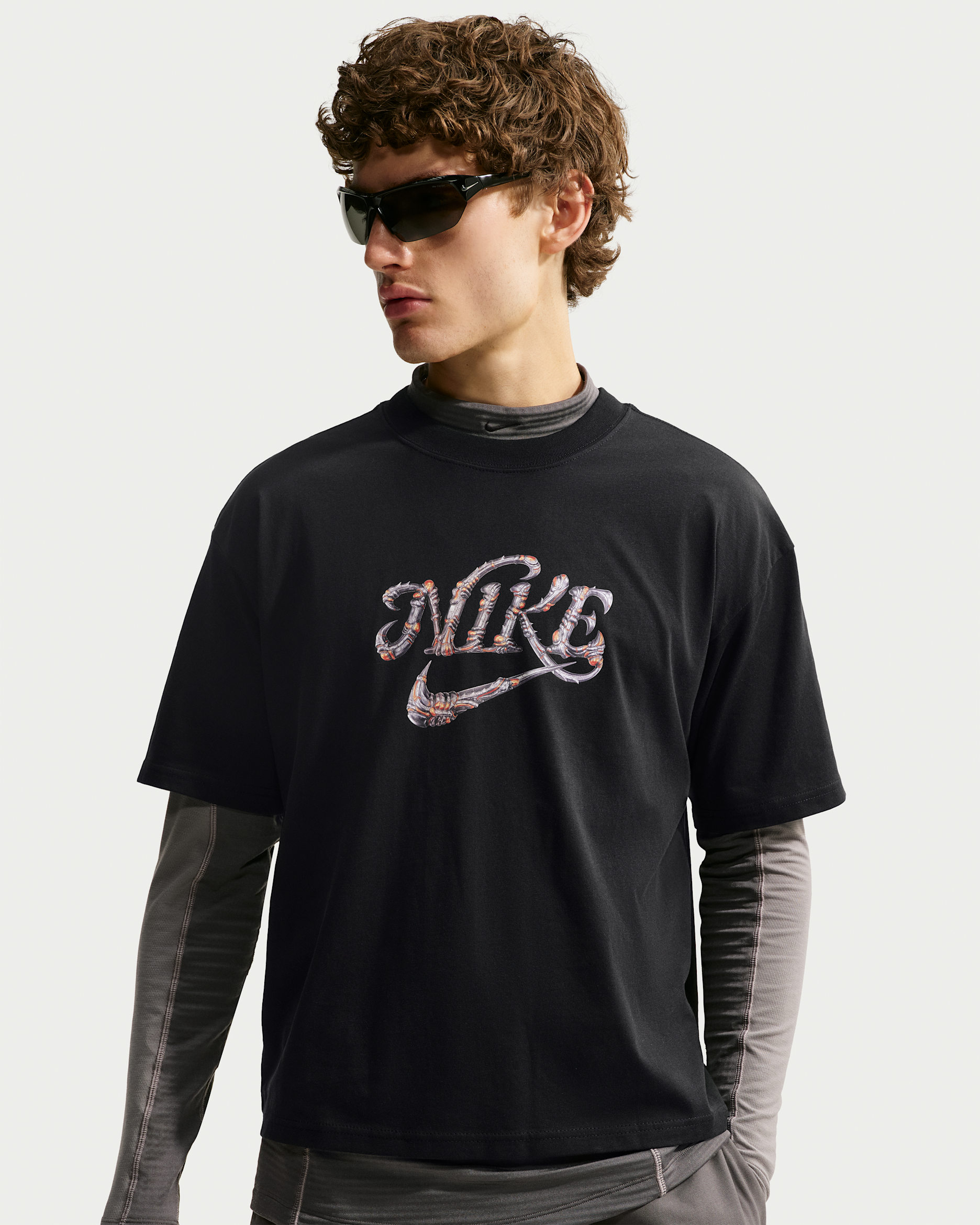 Nike Sportswear — Black