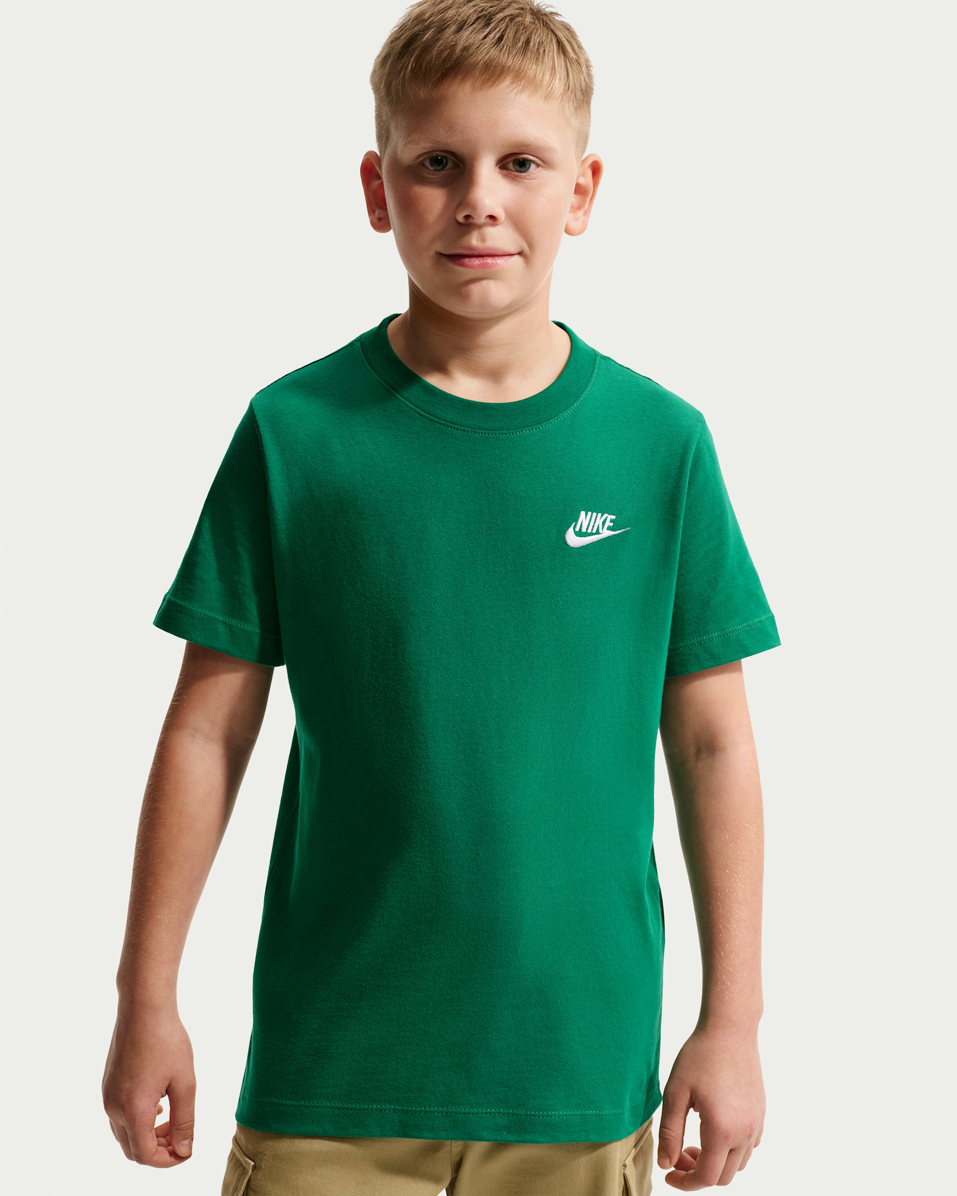 Nike Sportswear — Malachite/White