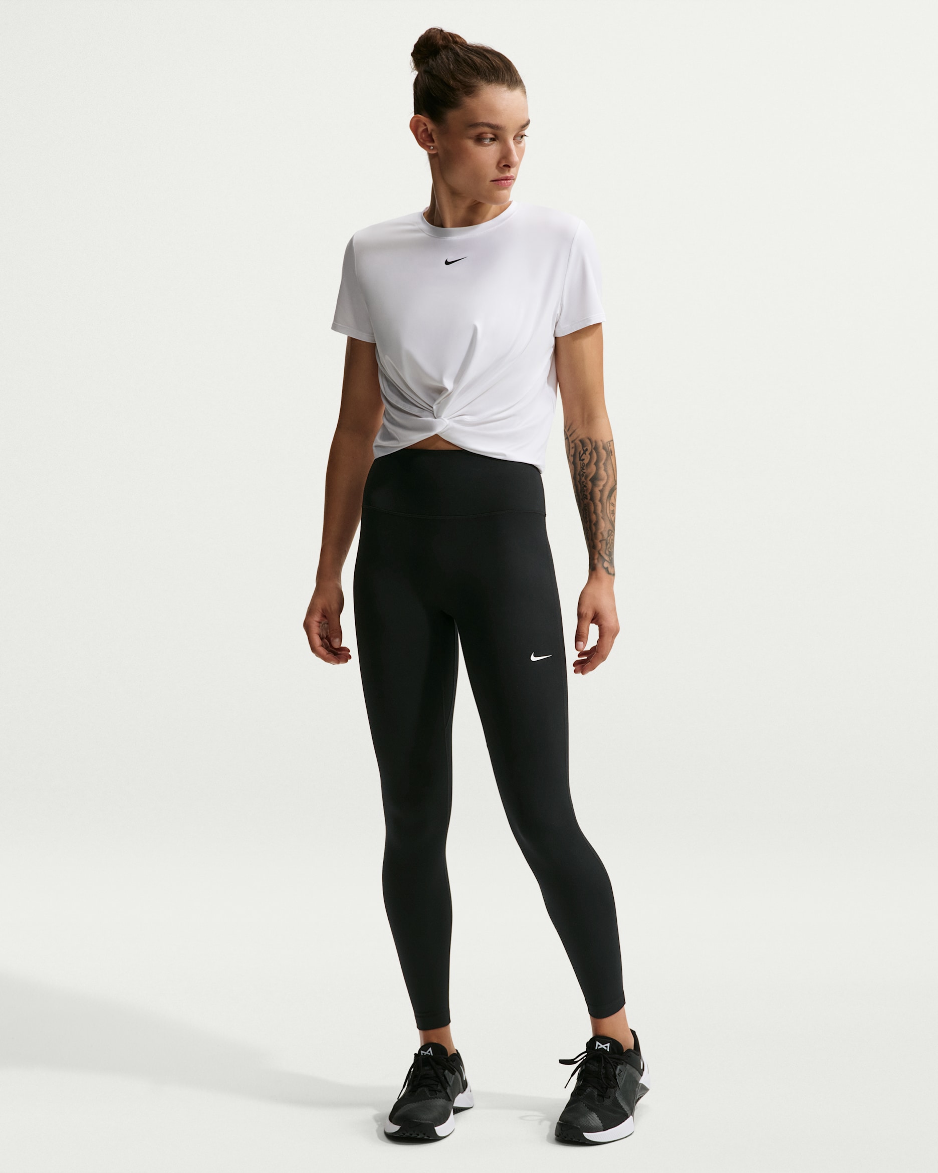 Nike One Seamless Front — Black/White