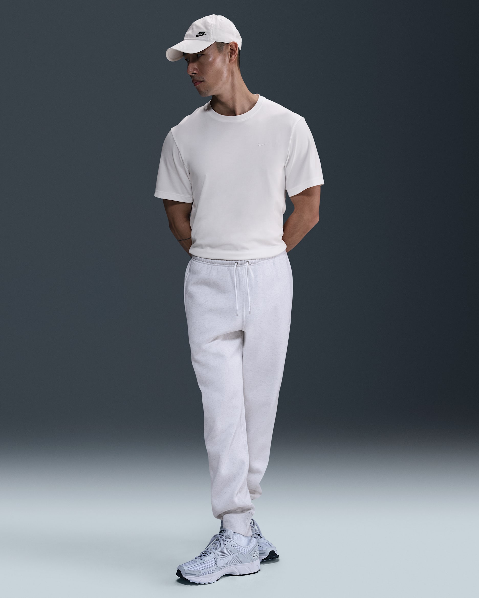 Nike Sportswear Club — Birch Heather/White/White