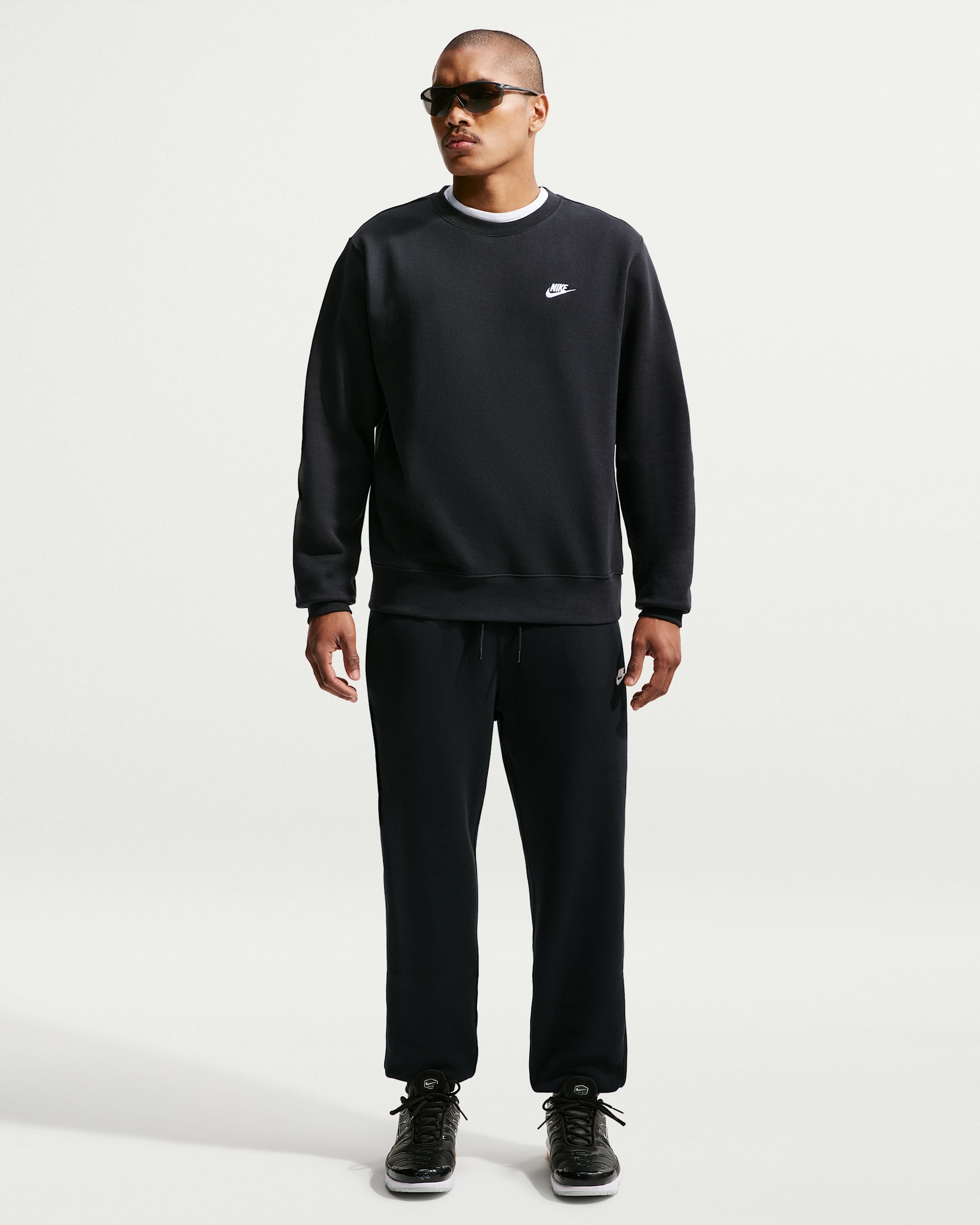 Nike Sportswear Club — Black/Black/White