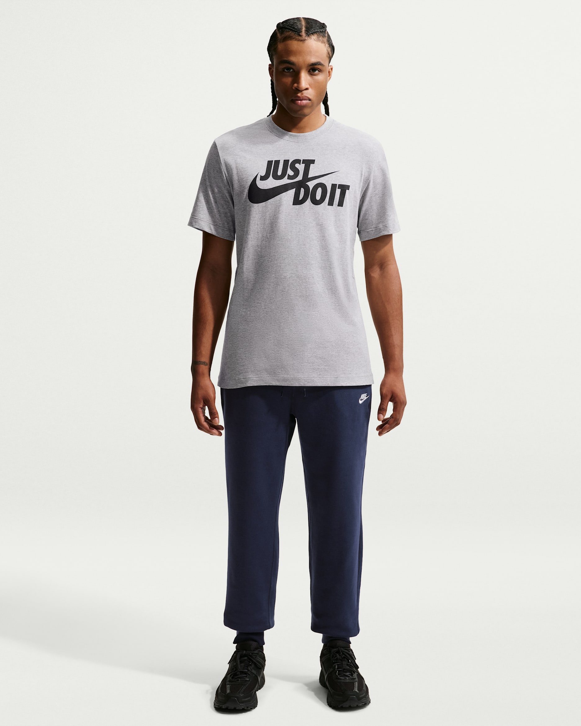 Nike Sportswear Club — Obsidian/Obsidian/White