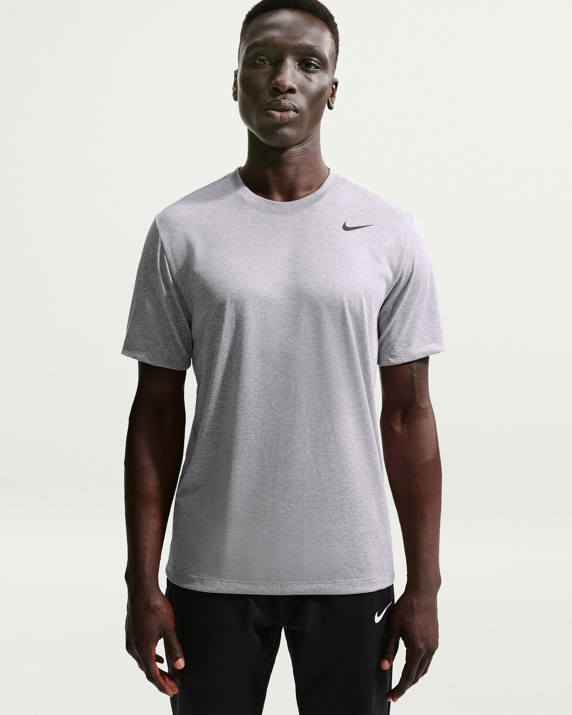 Nike Dri-FIT Legend — Tumbled Grey/Flat Silver/Heather/Black