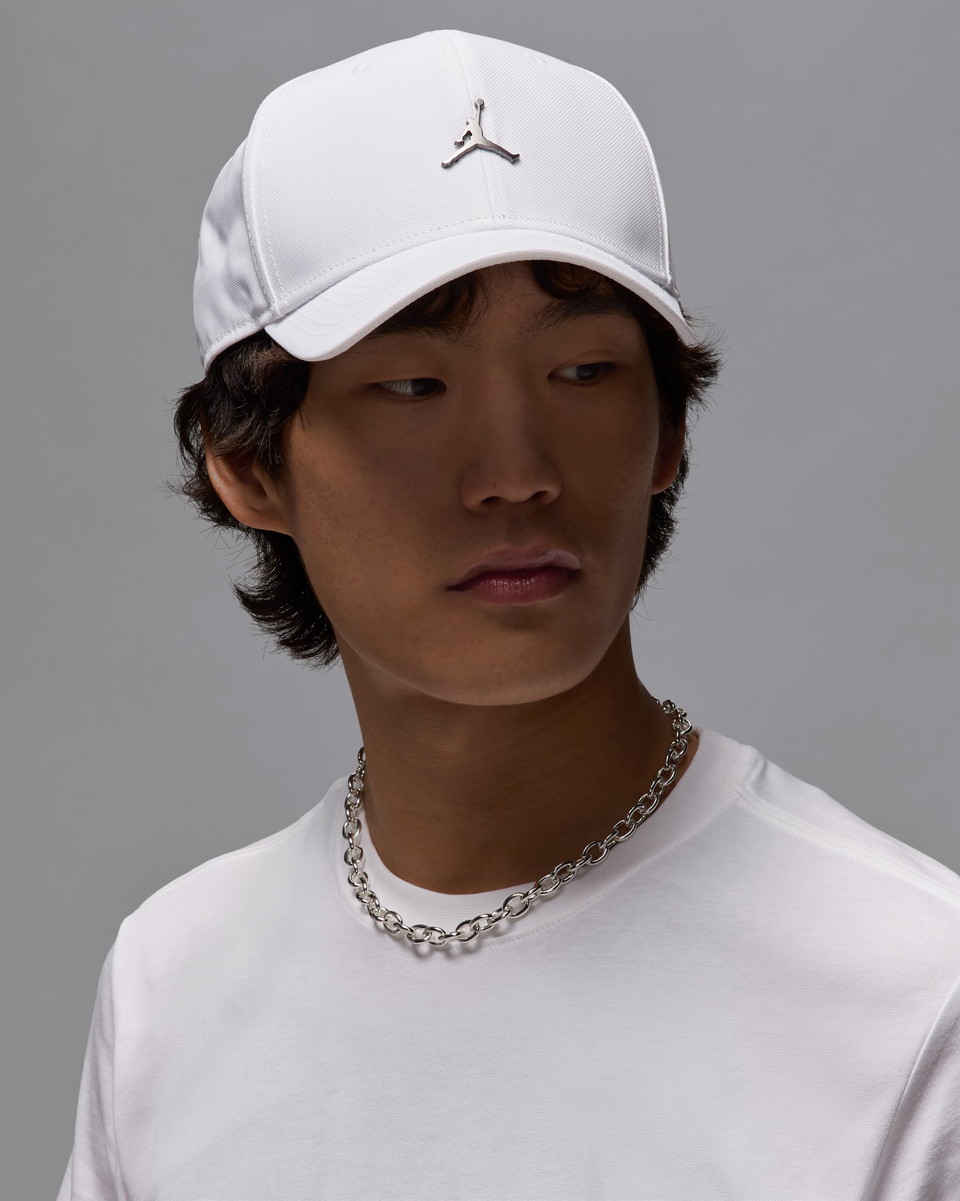 Jordan Rise — White/Gunmetal