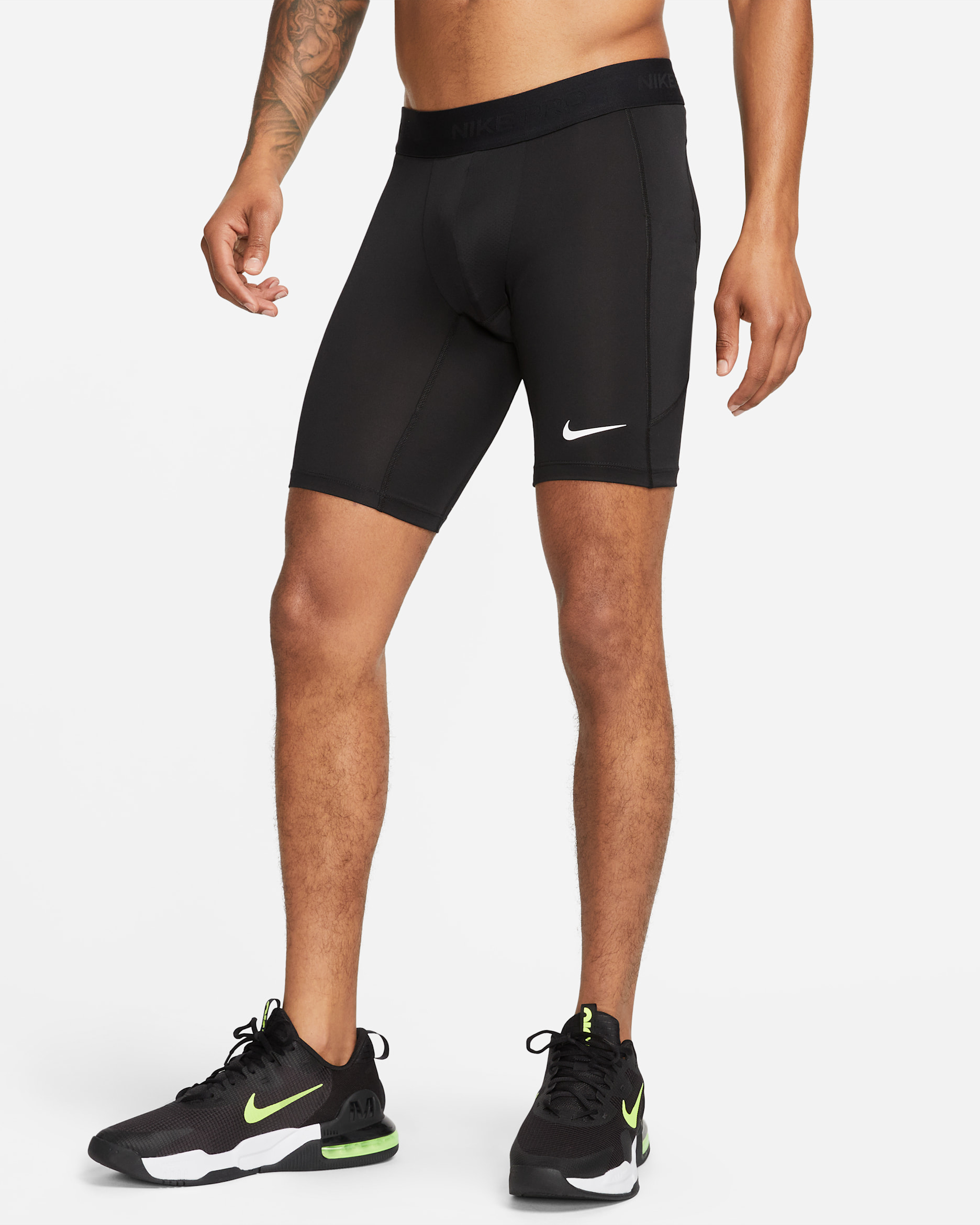 Nike Pro — Black/White