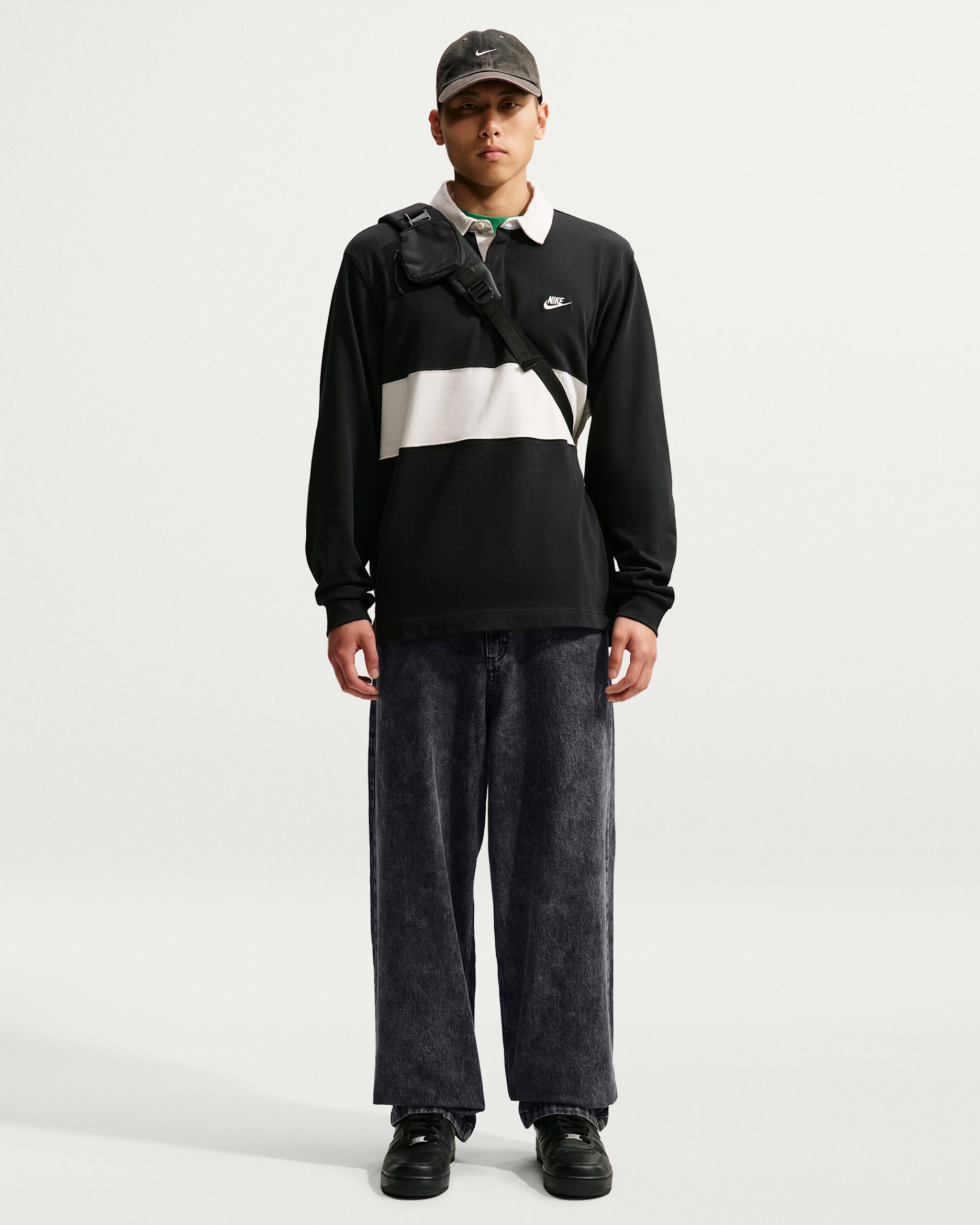 Nike Sportswear — Black/Safety Orange