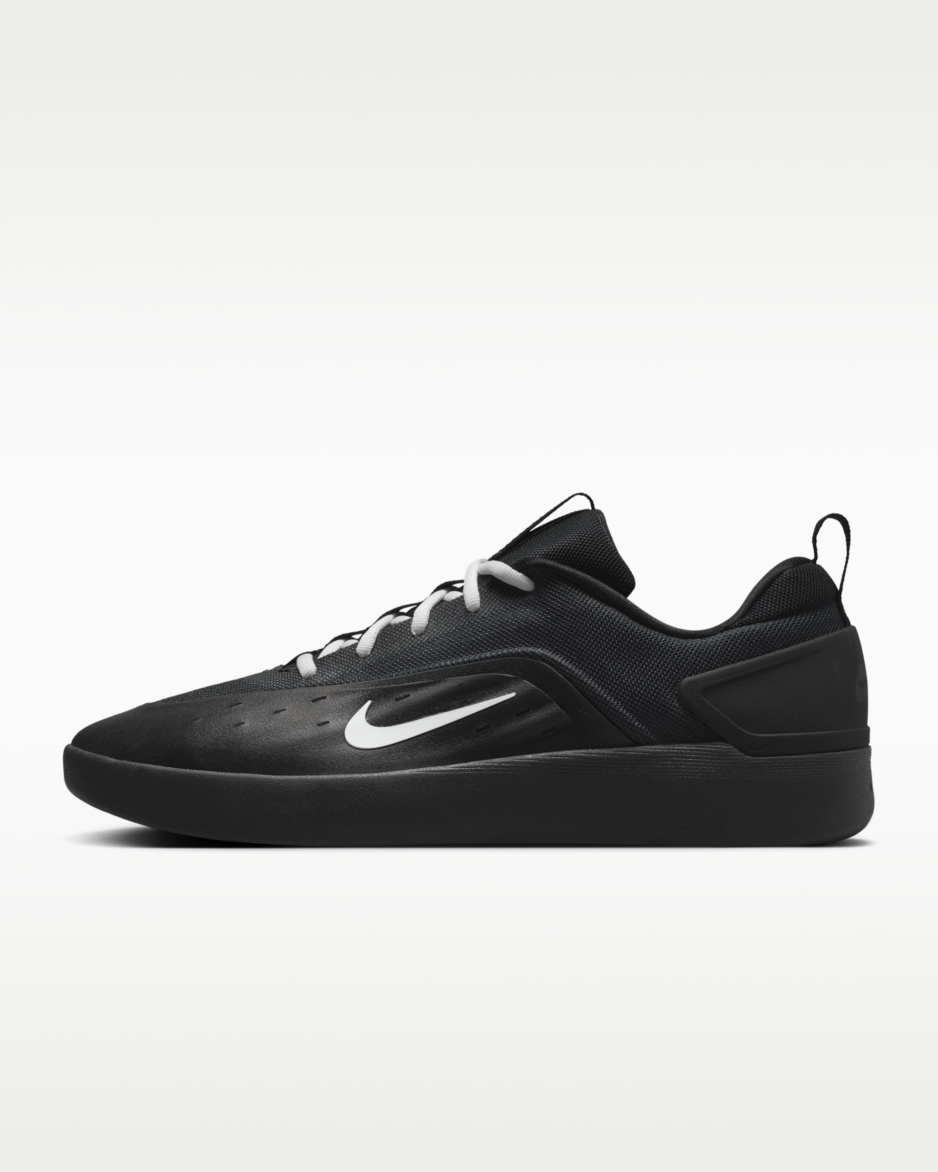 Nike SB Zoom Nyjah 4 — Black/Black/White/White