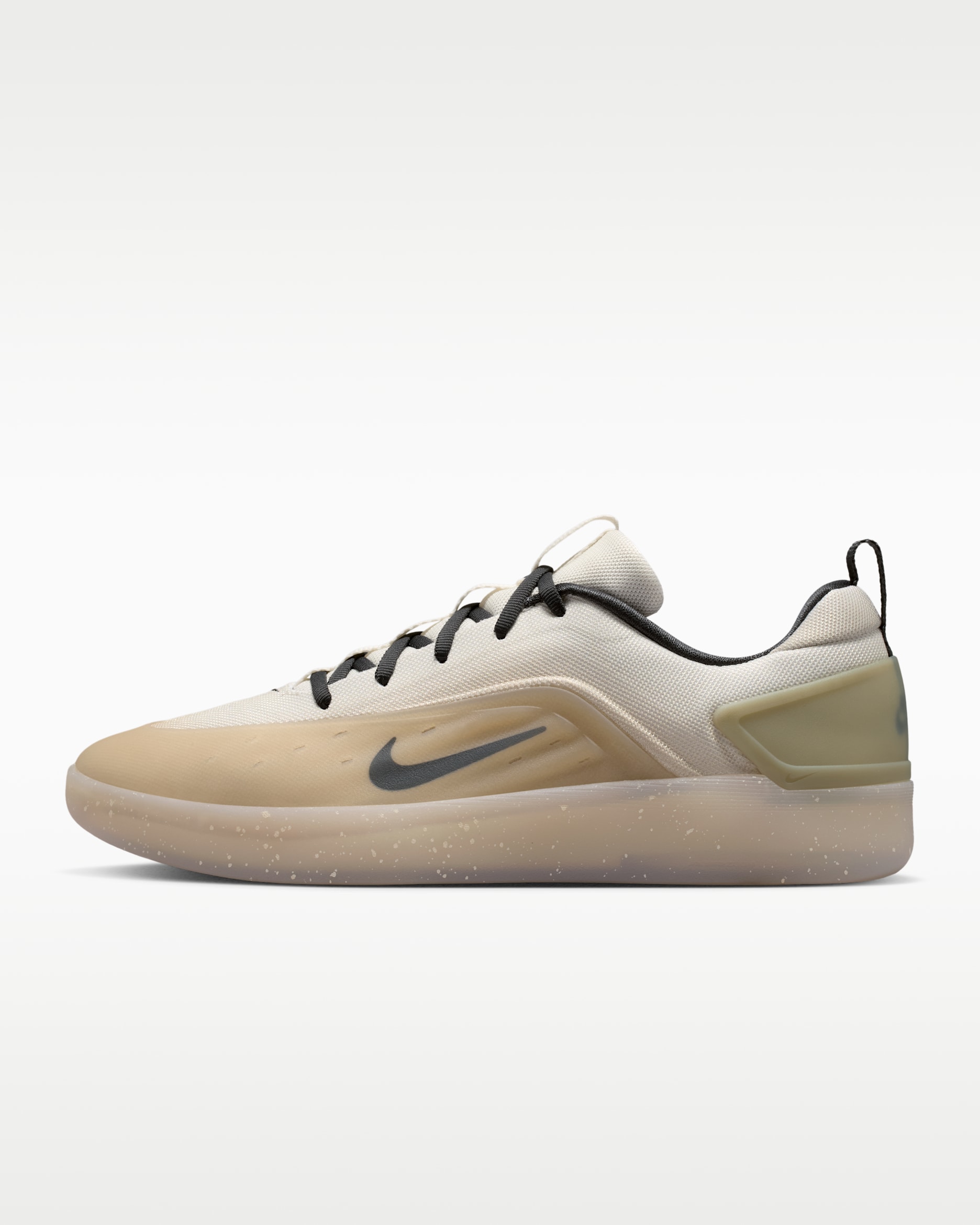 Nike SB Zoom Nyjah 4 — Desert Khaki/Light Orewood Brown/Light Bone/Dark Smoke Grey