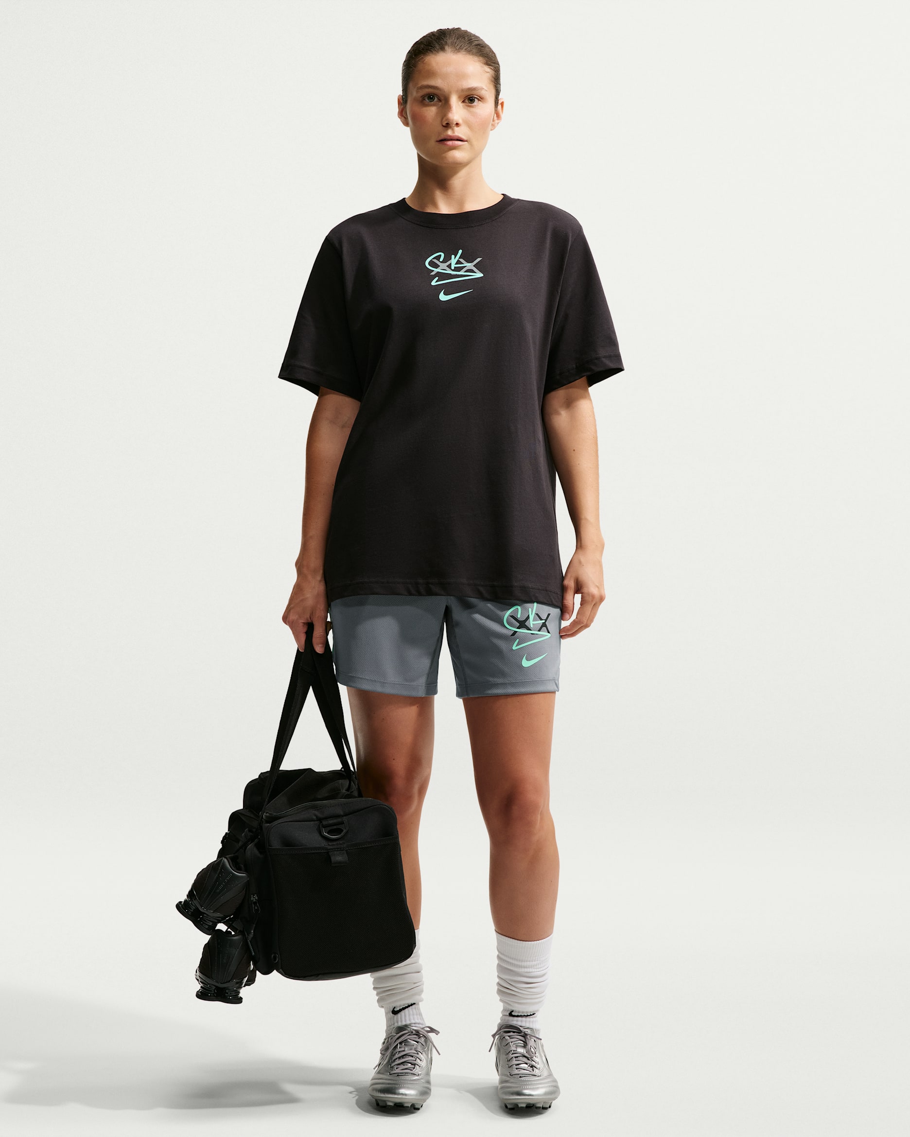 Sam Kerr Strike — Smoke Grey/Green Glow