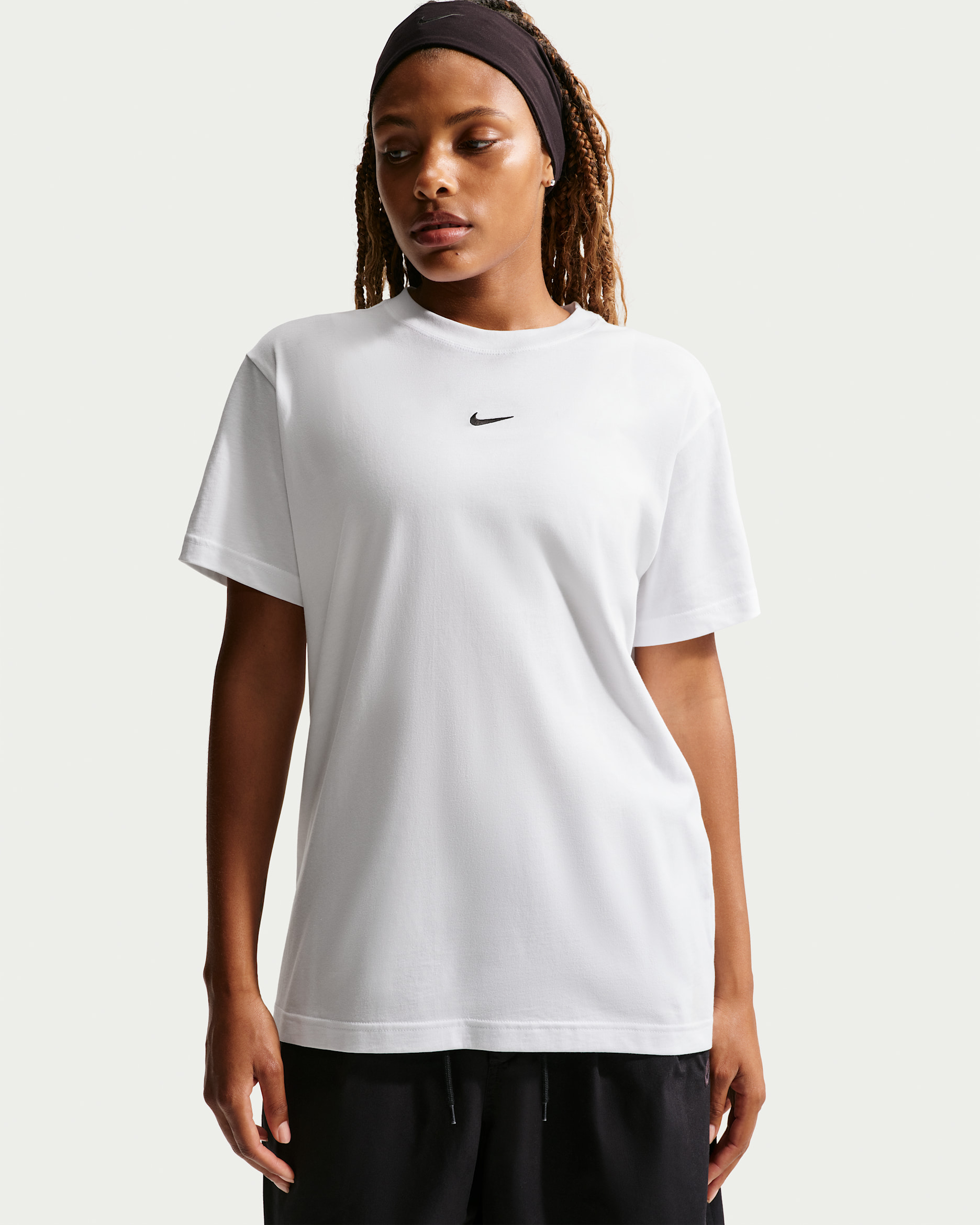 Nike Sportswear Classic — White/Black