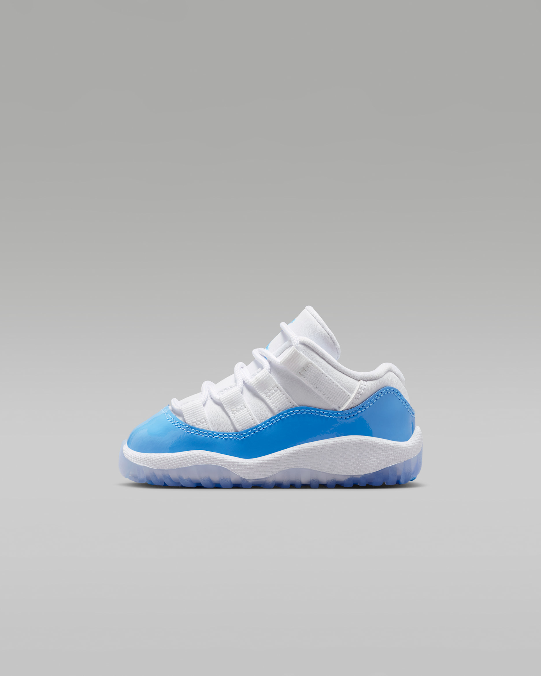Jordan 11 Retro Low 'University Blue' — White/Black/University Blue