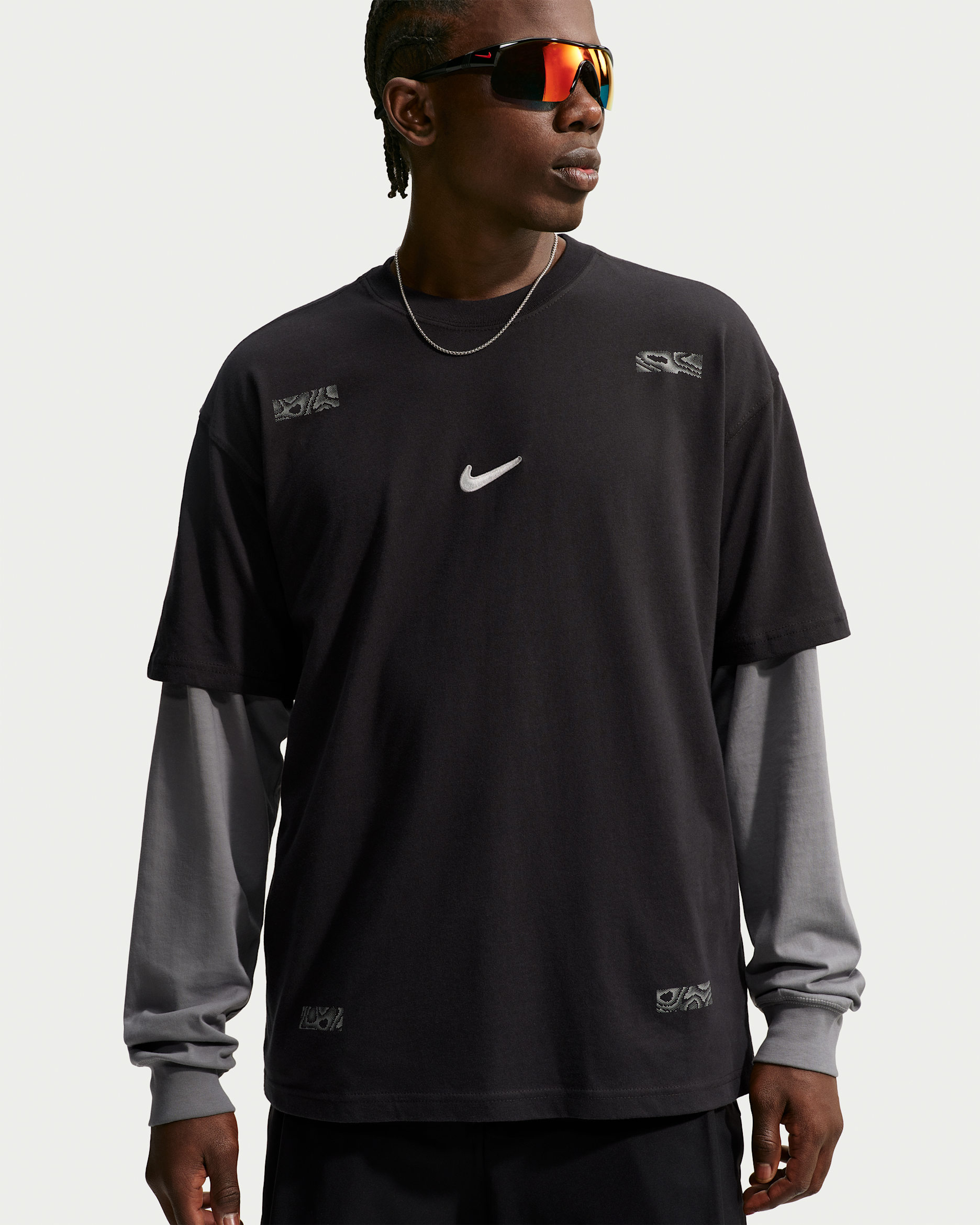 Nike Sportswear — Black