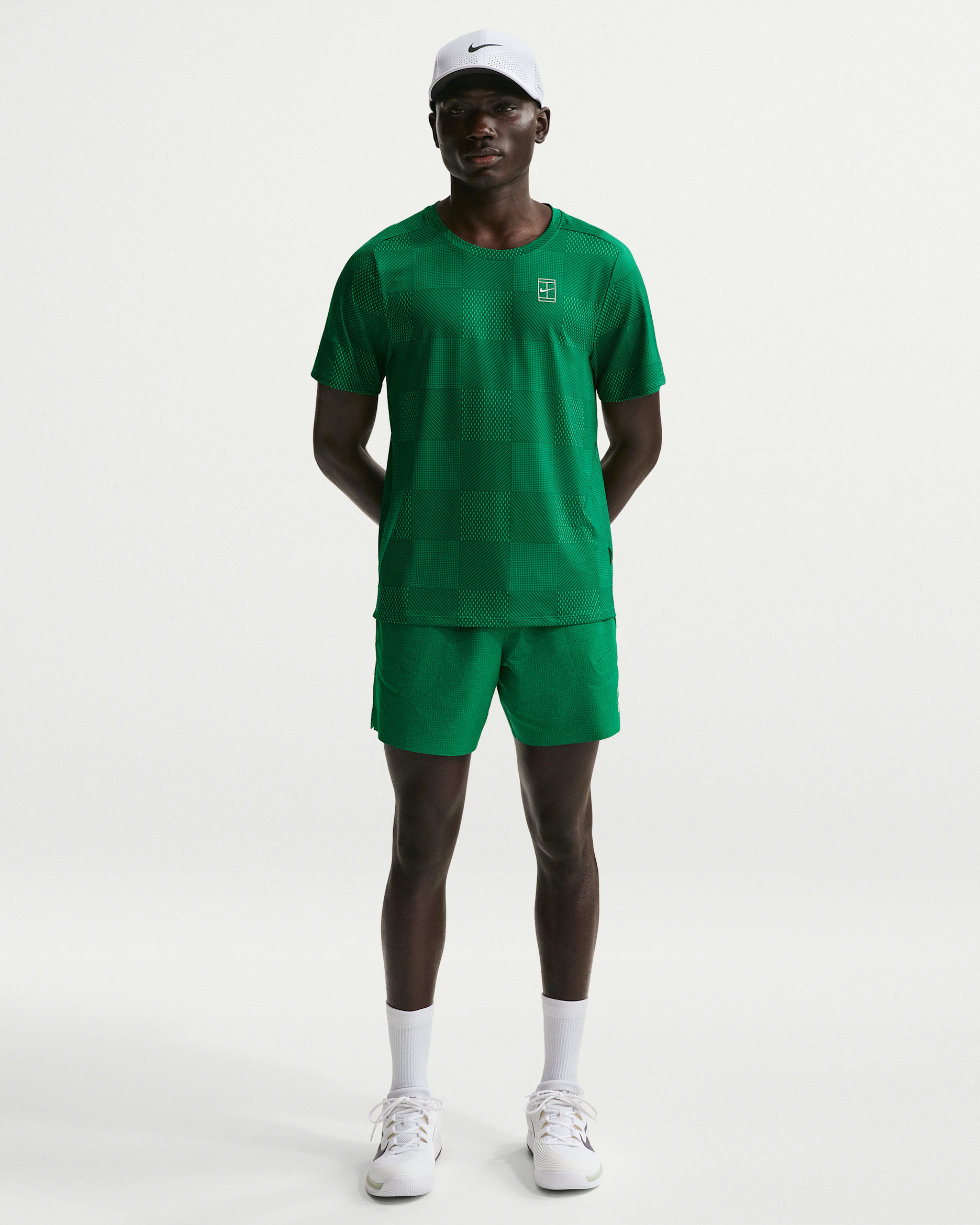 NikeCourt Advantage — Malachite/White