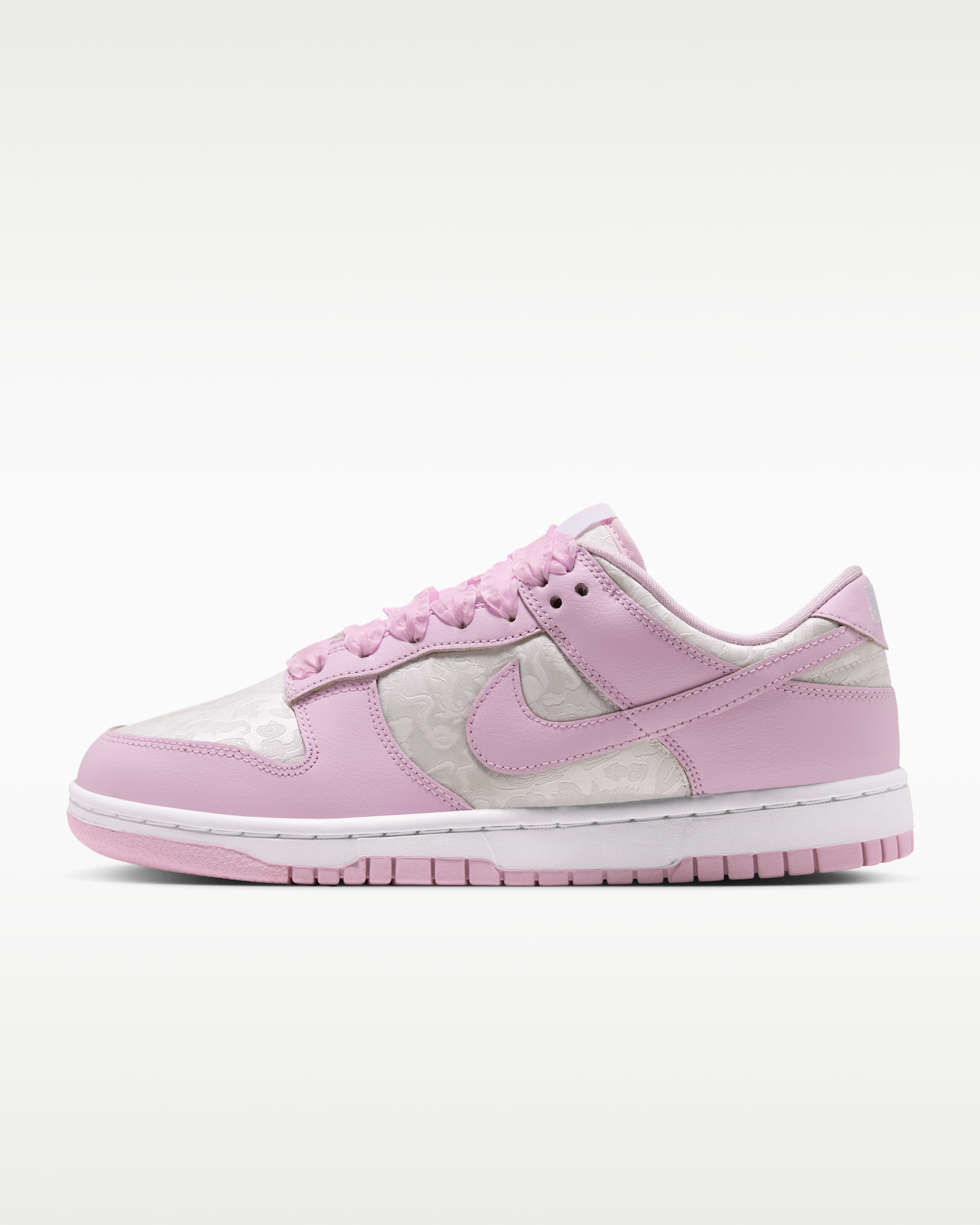 Nike Dunk Low SE — White/Pink Foam