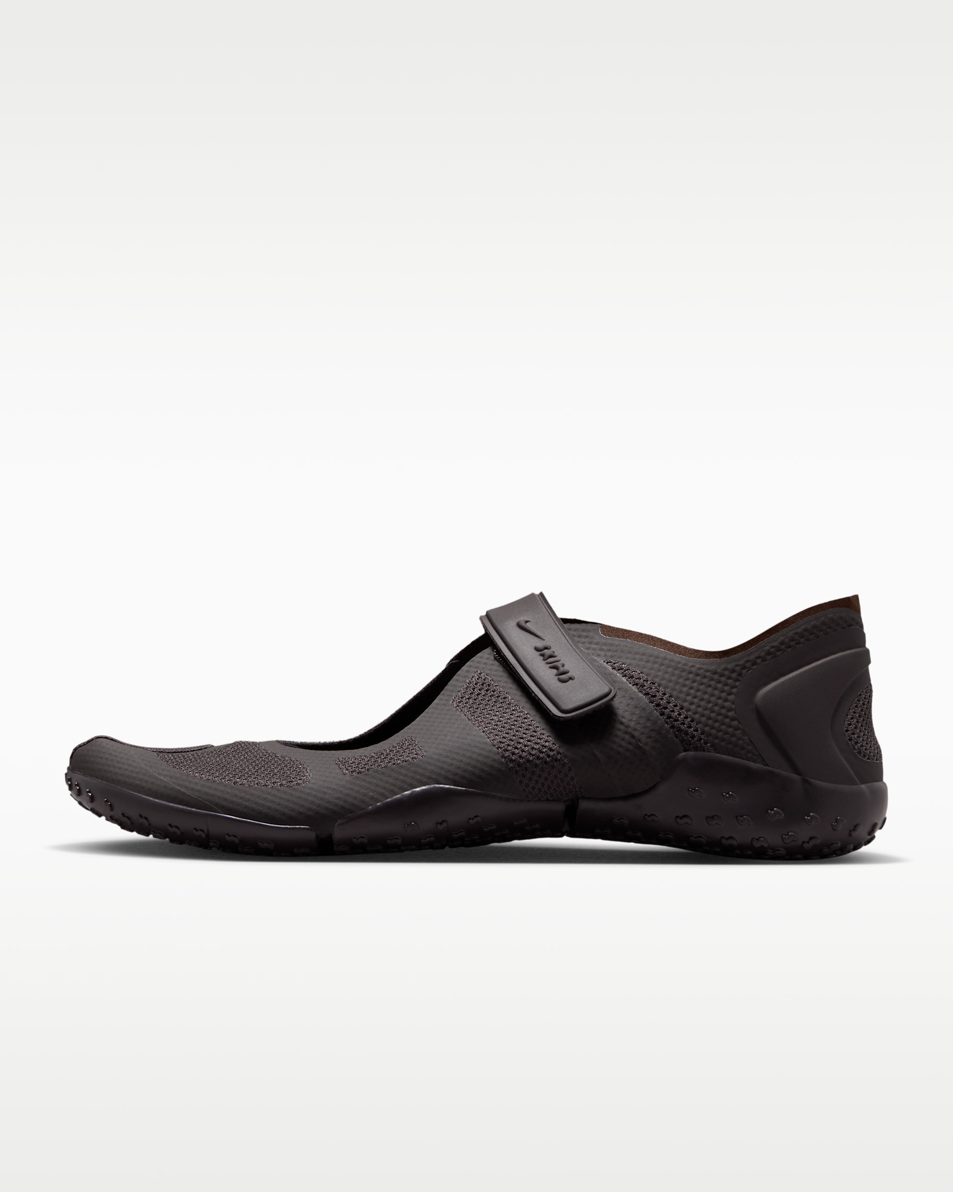 NikeSKIMS Rift Mesh — Tar/Tar/Tar