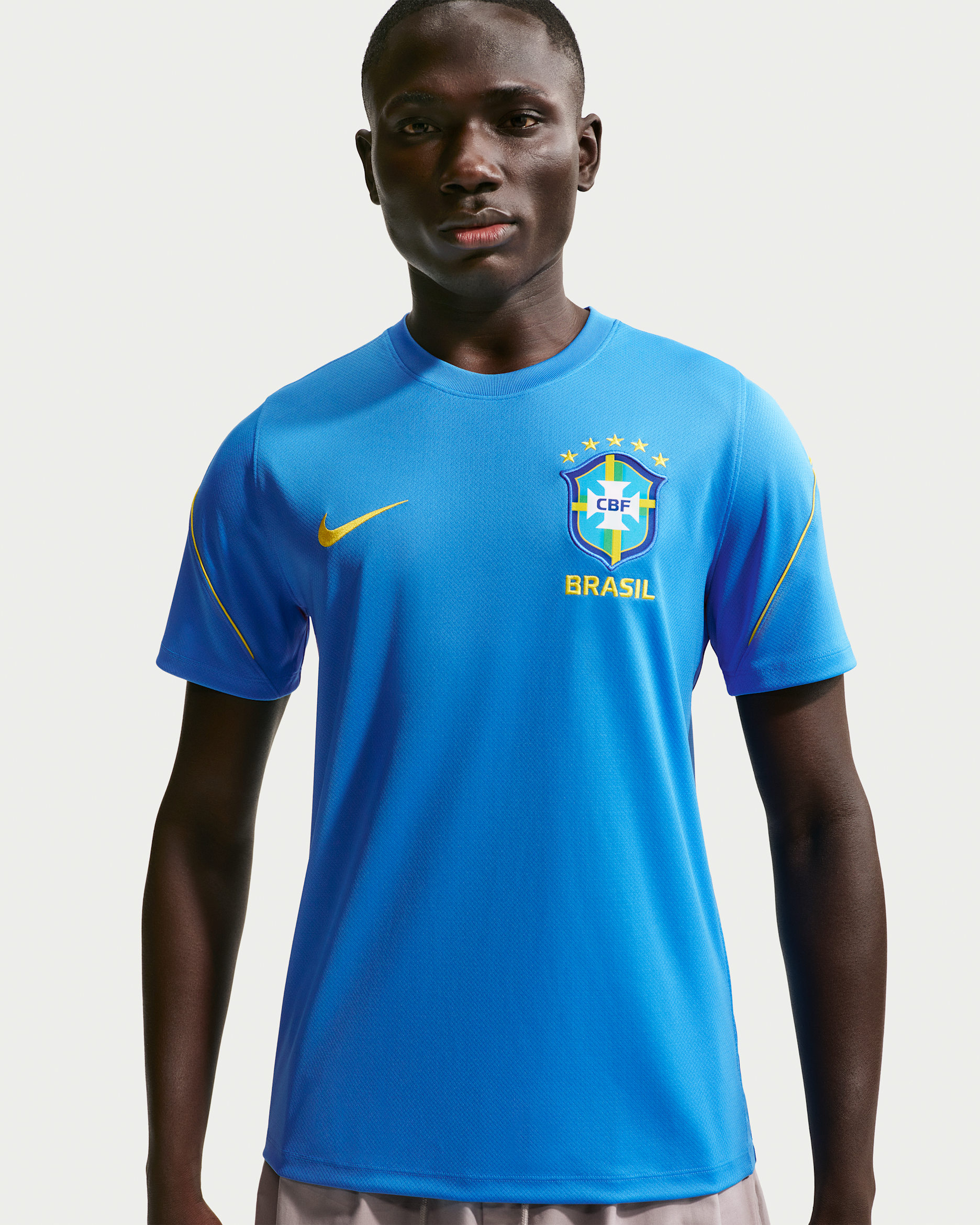 Brazil Strike — Light Photo Blue/Light Menta/Midwest Gold