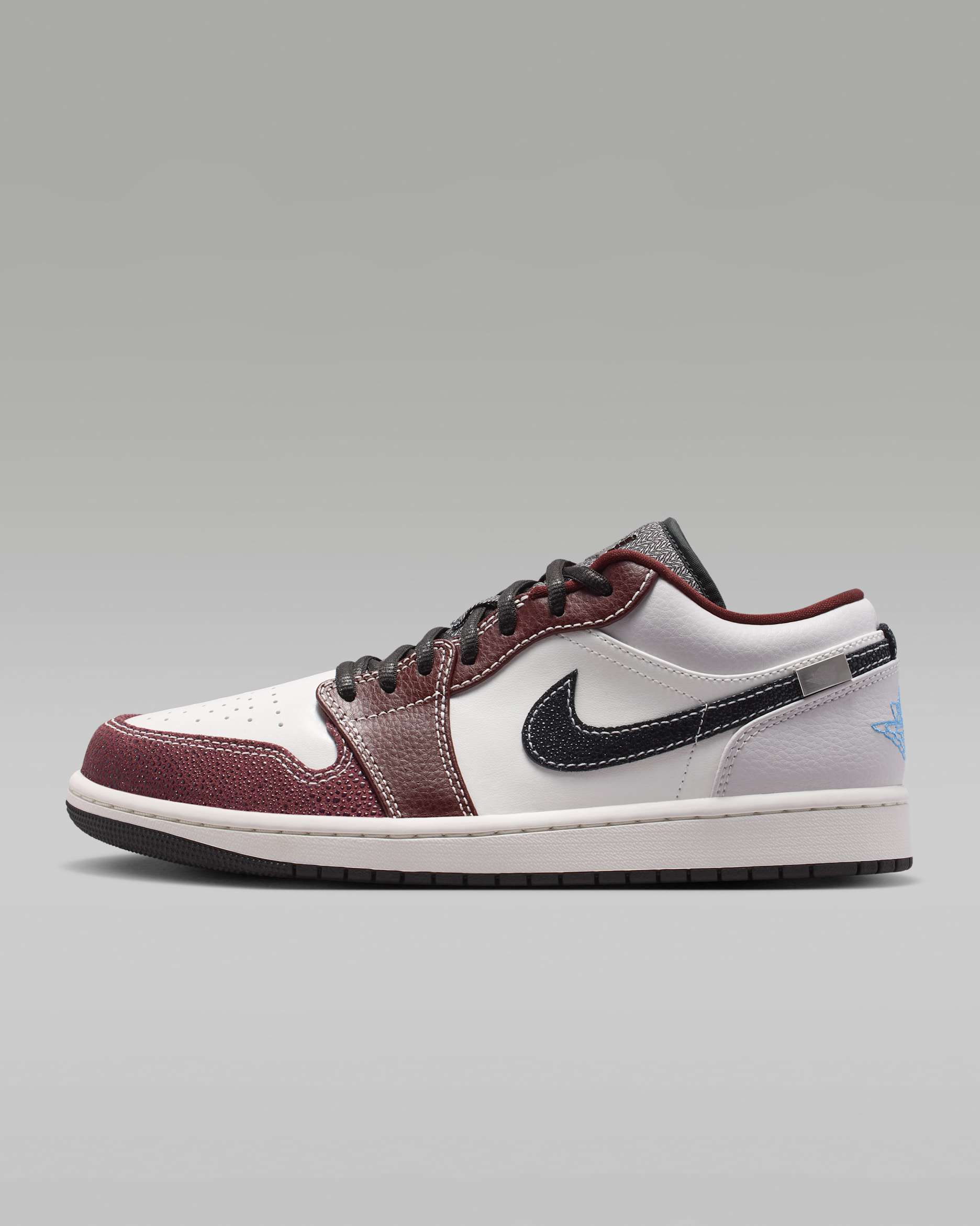 Air Jordan 1 Low — Summit White/Summit White/Mystic Dates/Black