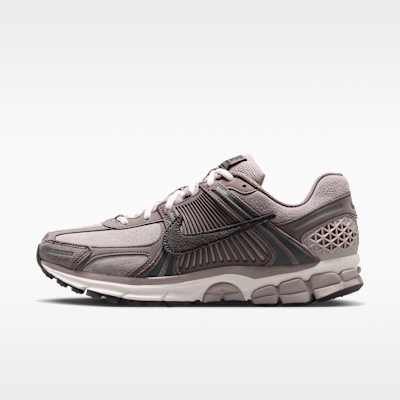 Nike Zoom Vomero 5 SE — College Grey/Cave Stone/Sail/Medium Ash