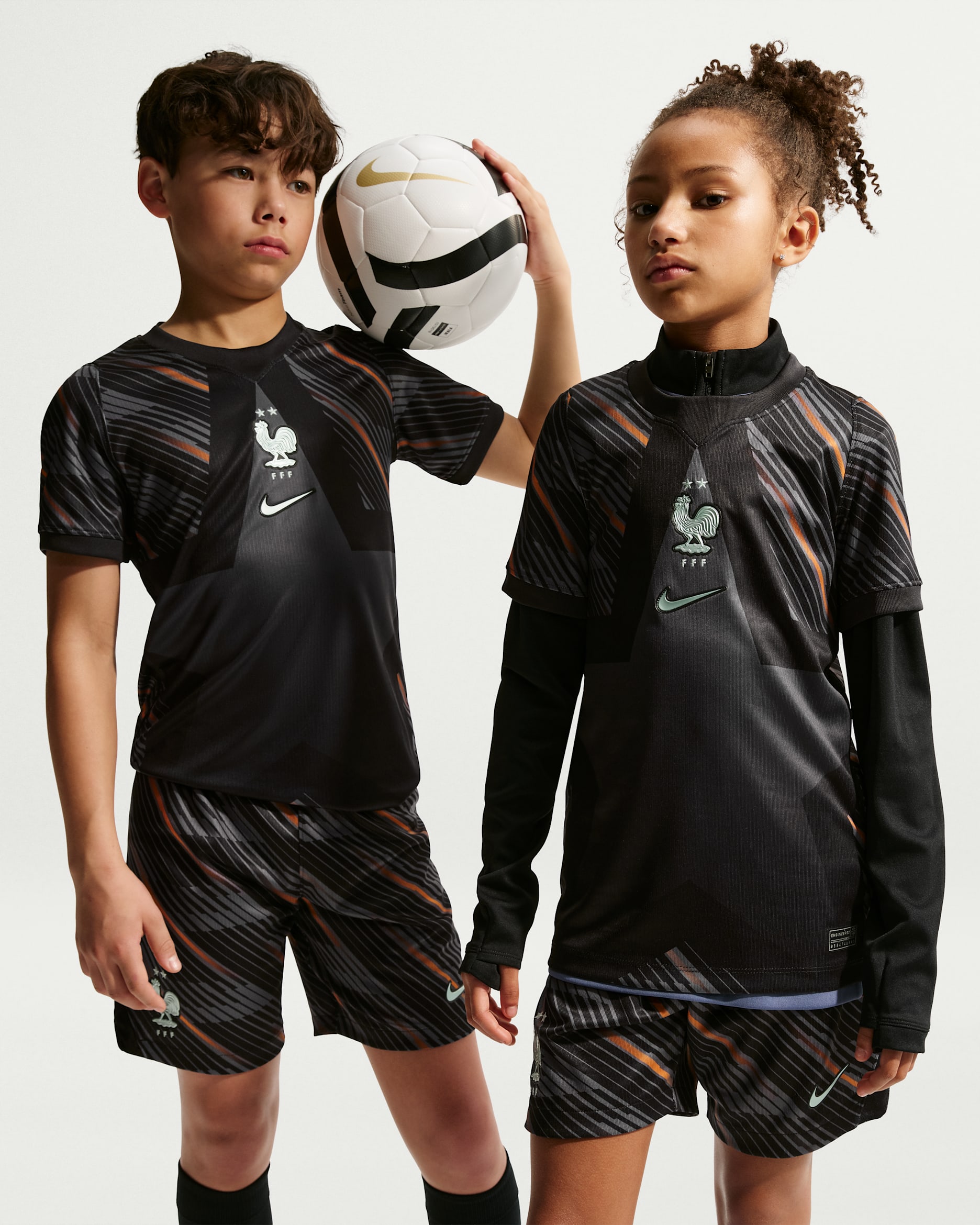 FFF 2026 Stadium Goalkeeper — Black/Medium Ash/Monarch/Igloo