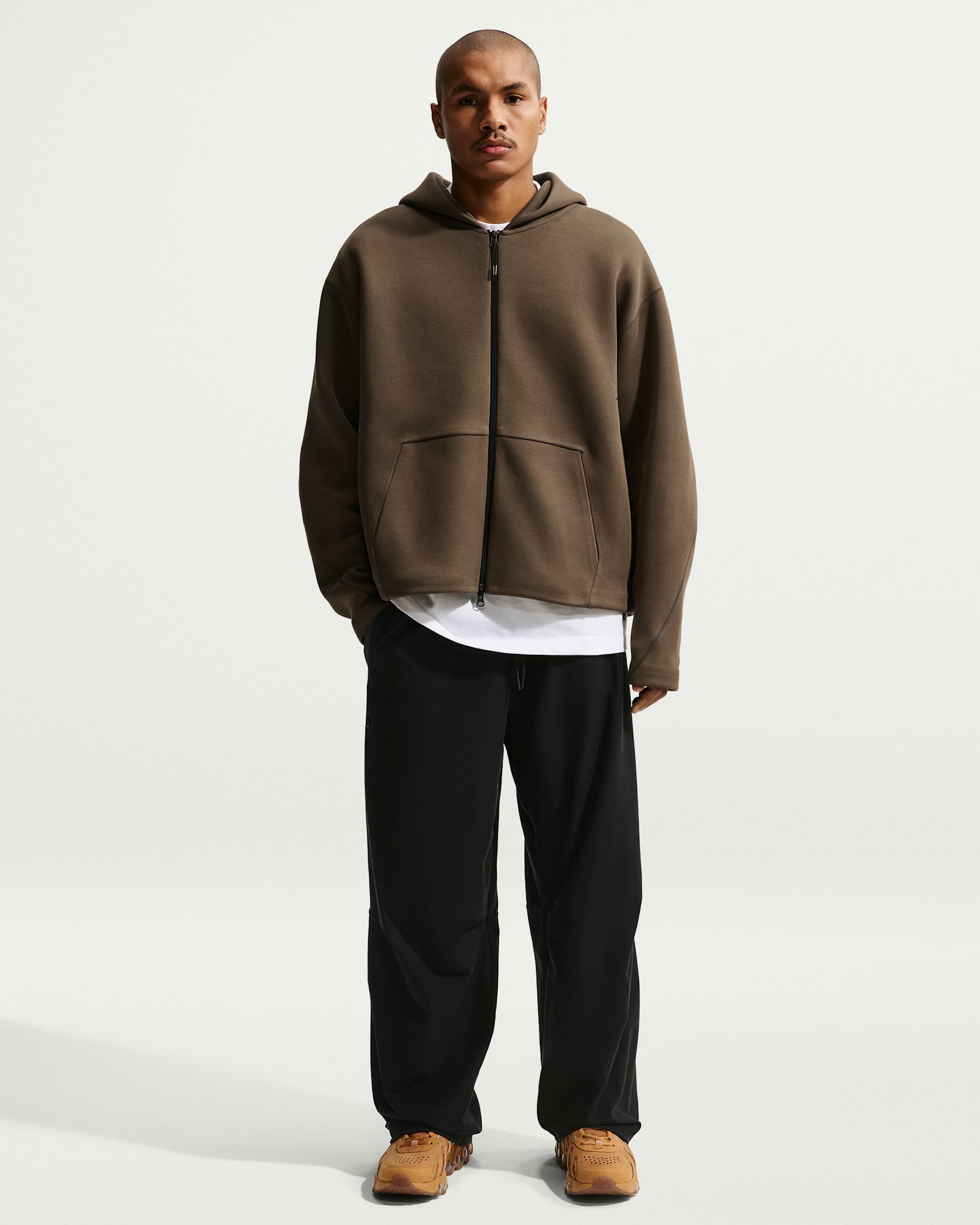 Nike Tech — Black/Black