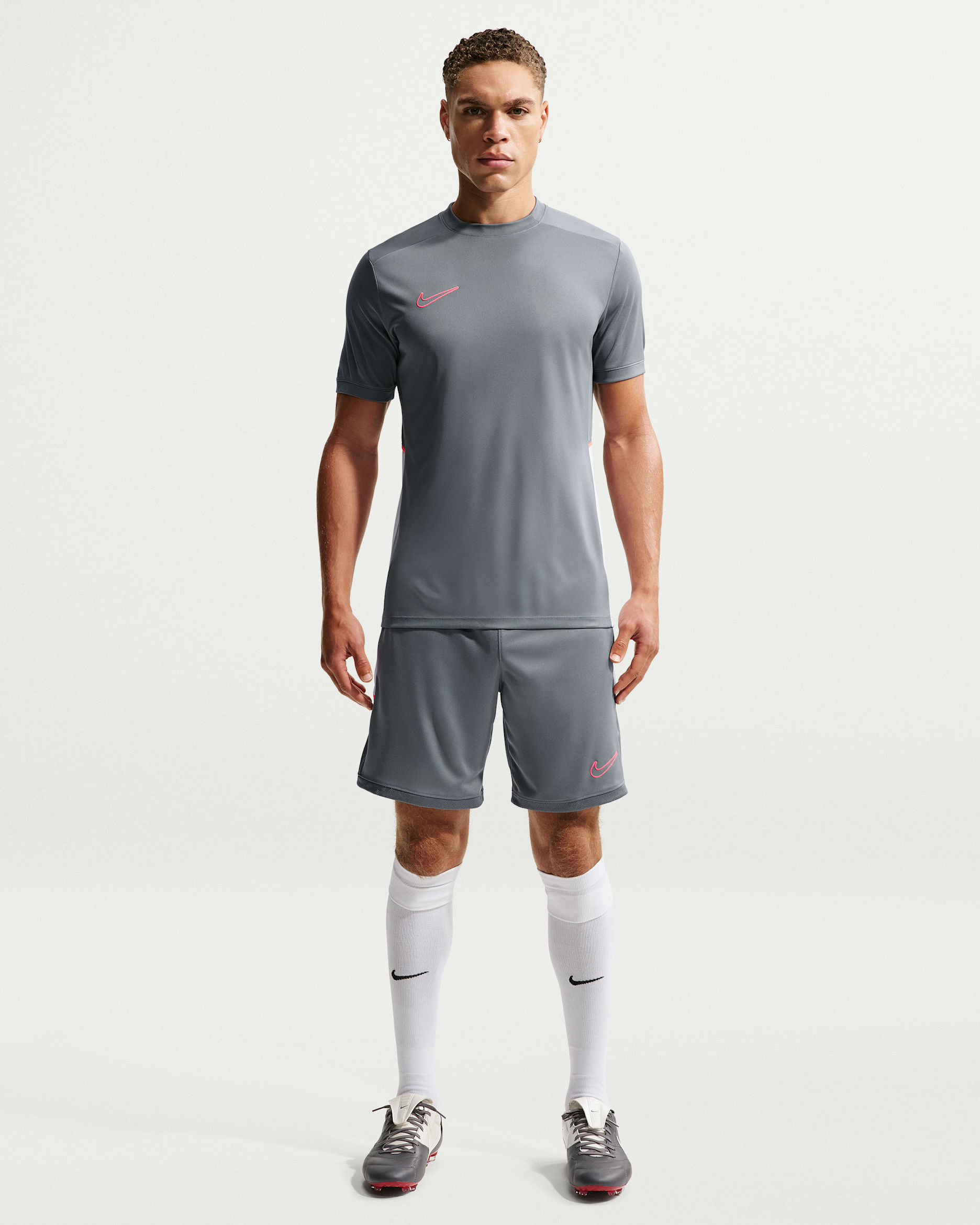Nike Academy — Smoke Grey/White/Hot Punch/Hot Punch