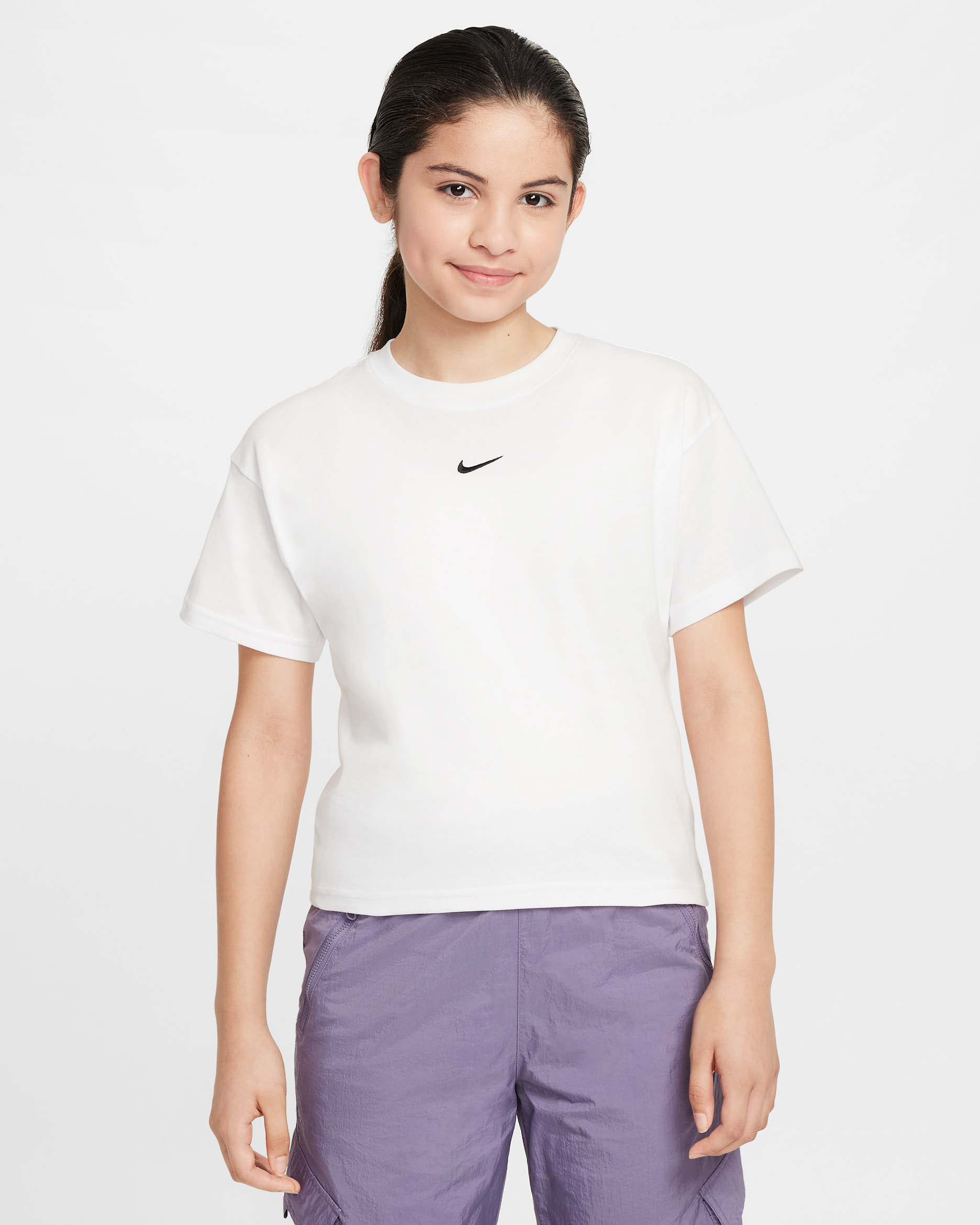 Nike Sportswear Essential — White