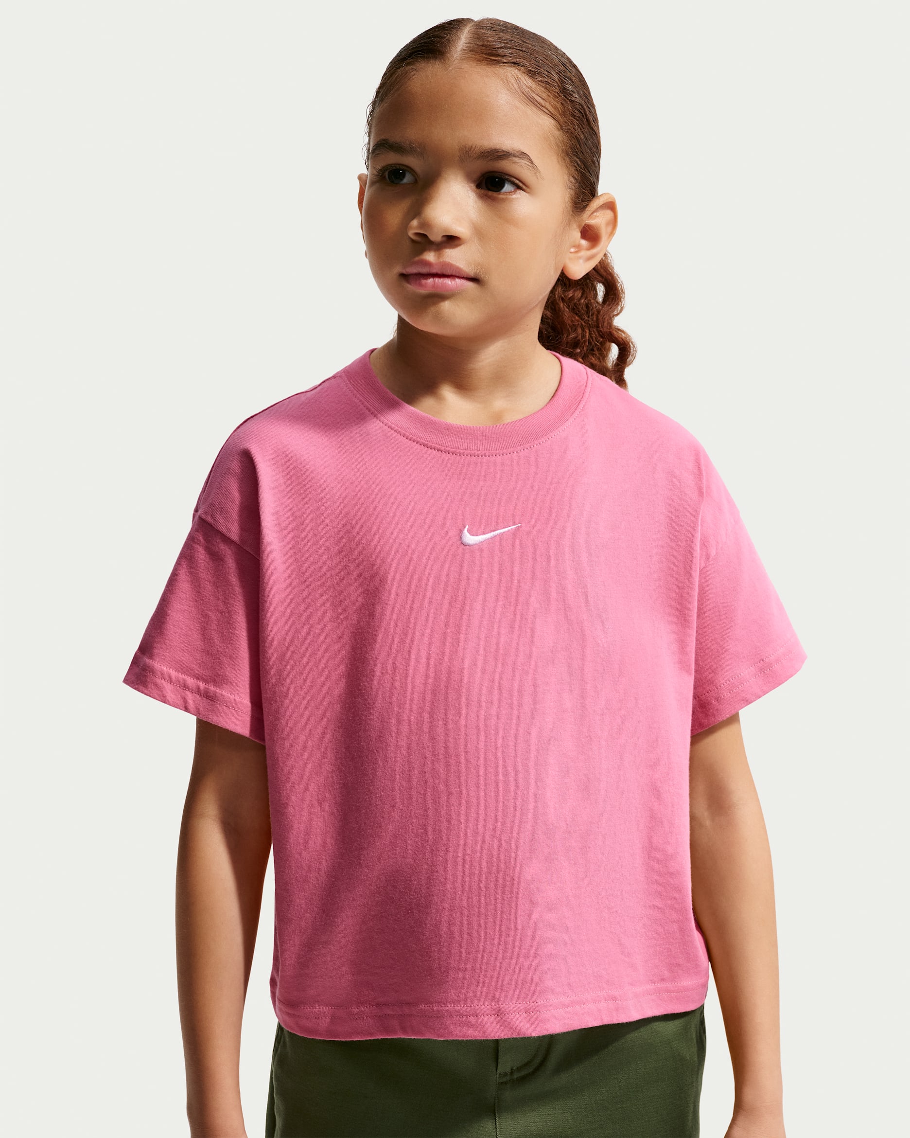 Nike Sportswear Essential — Peony