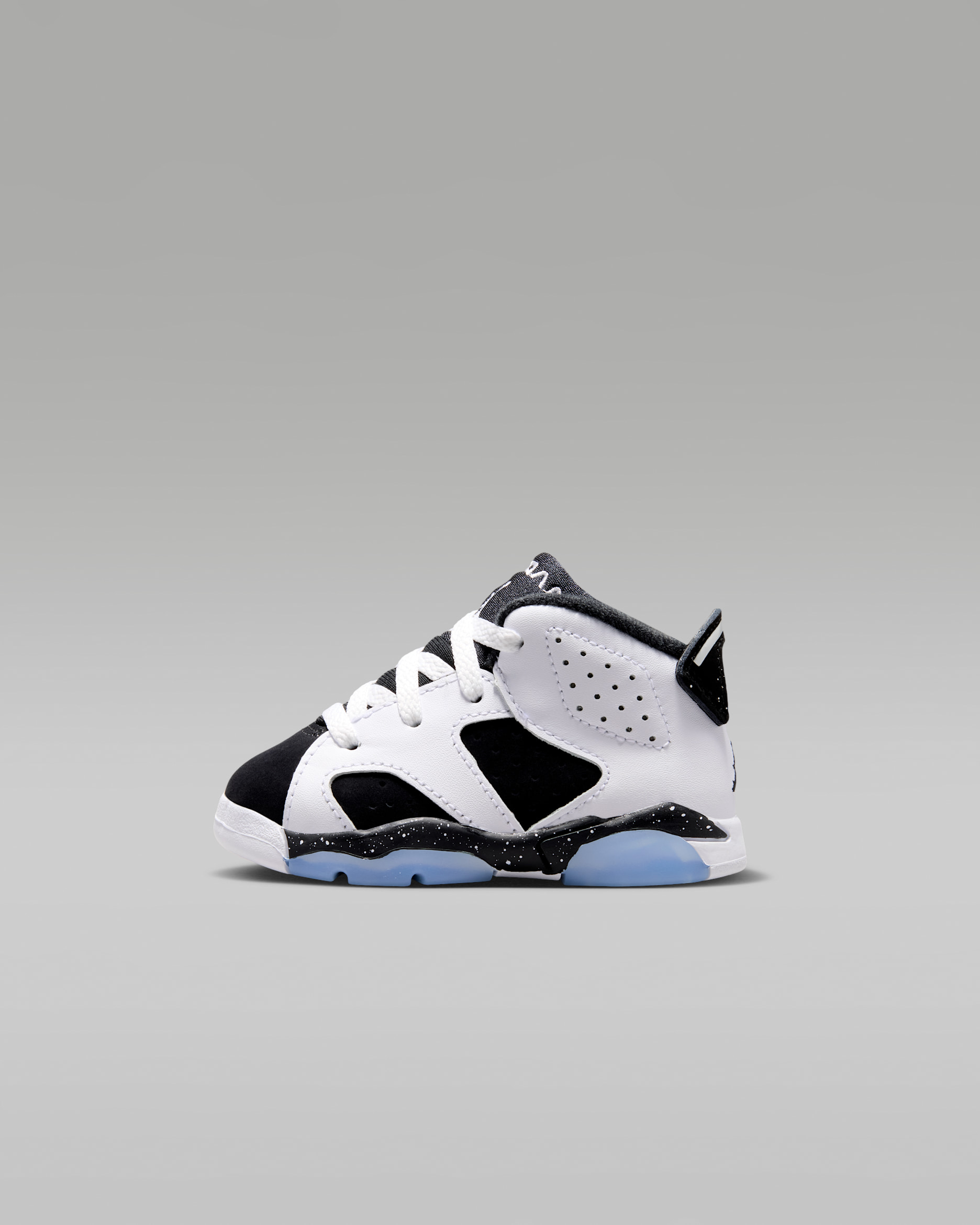Jordan 6 Retro 'Black and White' — White/Black