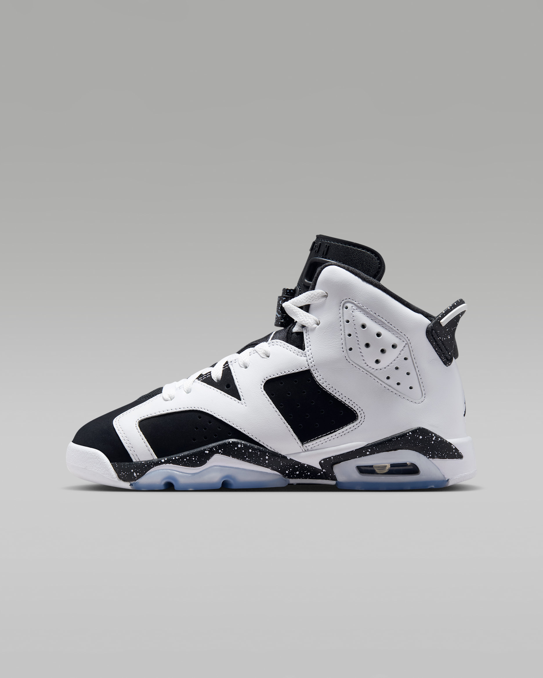 Air Jordan 6 Retro 'Black and White' — White/Black