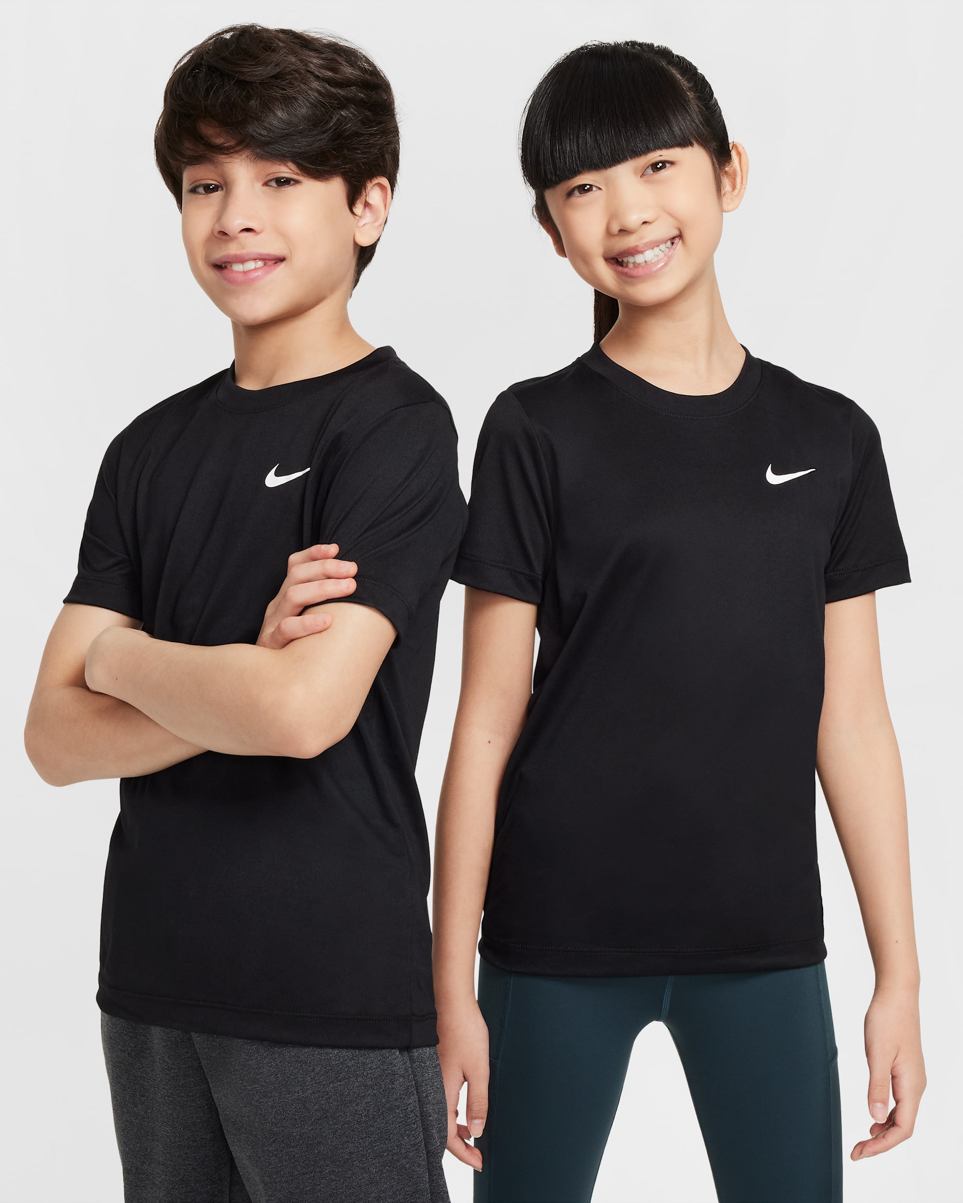 Nike Legend — Black