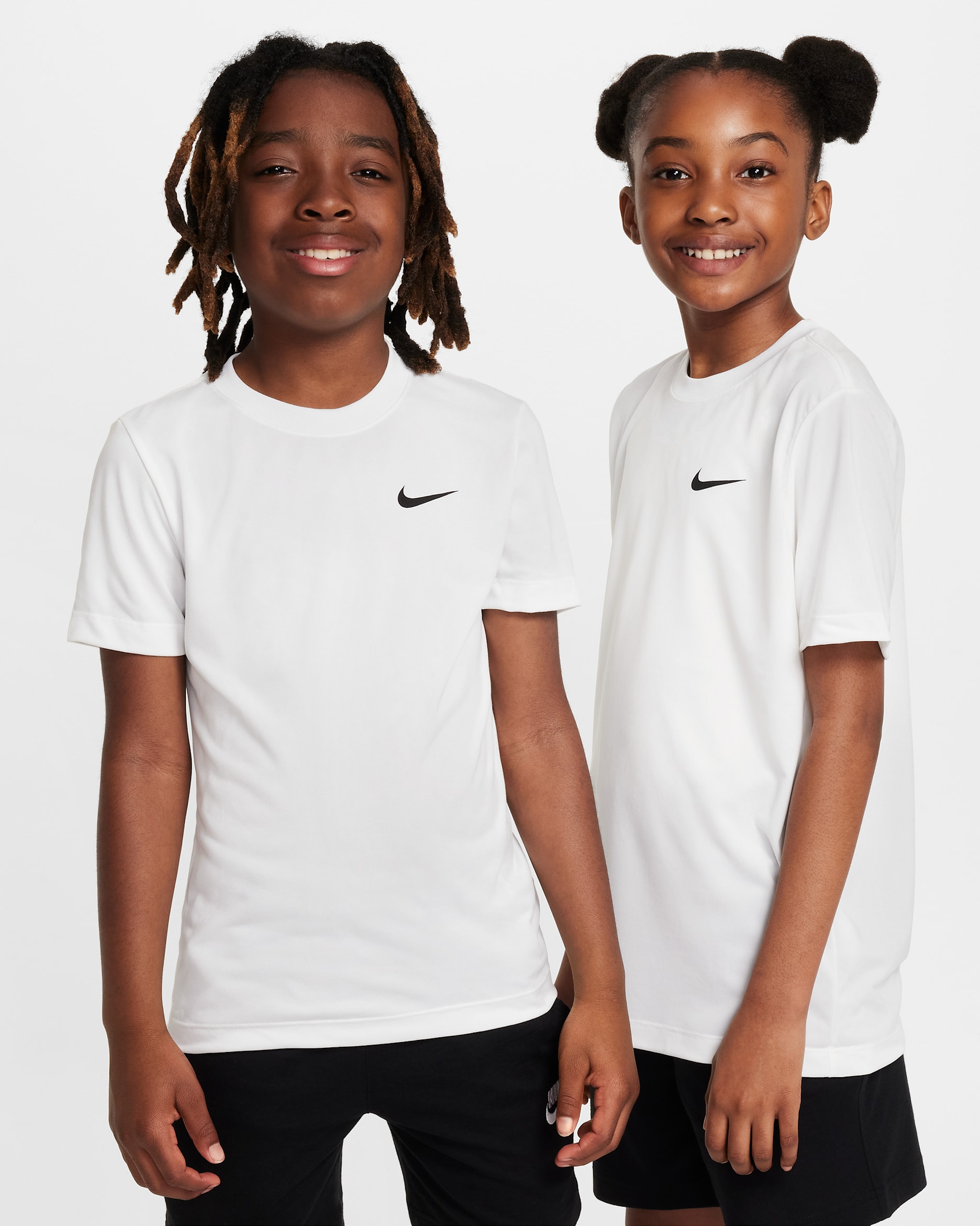 Nike Legend — White
