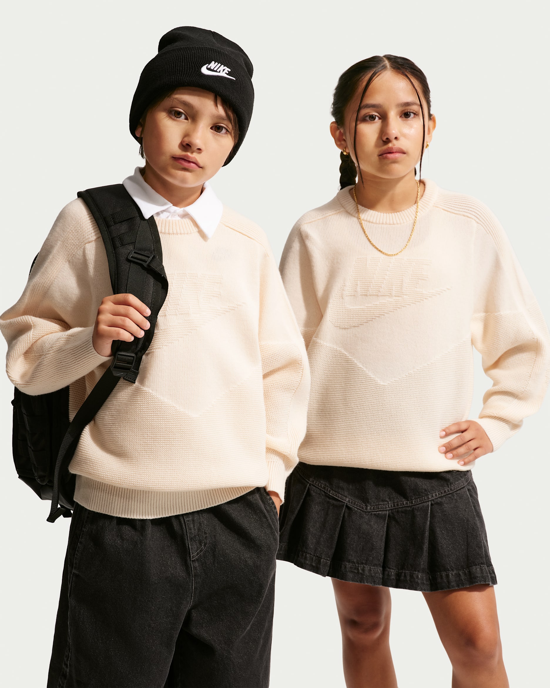 Nike Sportswear — Chalk