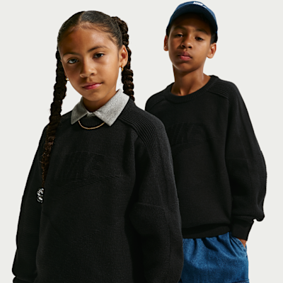 Nike Sportswear — Black