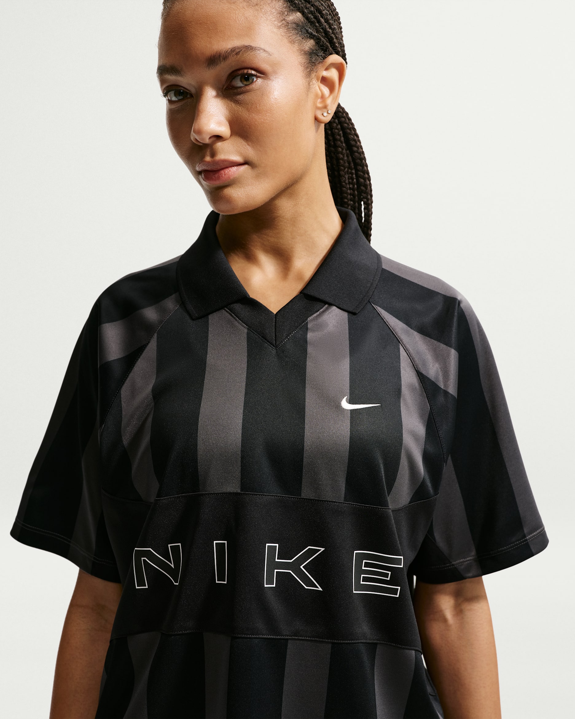 Nike Sportswear — Black/Black/Black/Chalk