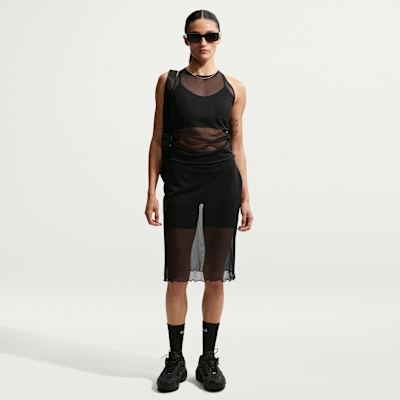 Nike Sportswear — Black/Sail