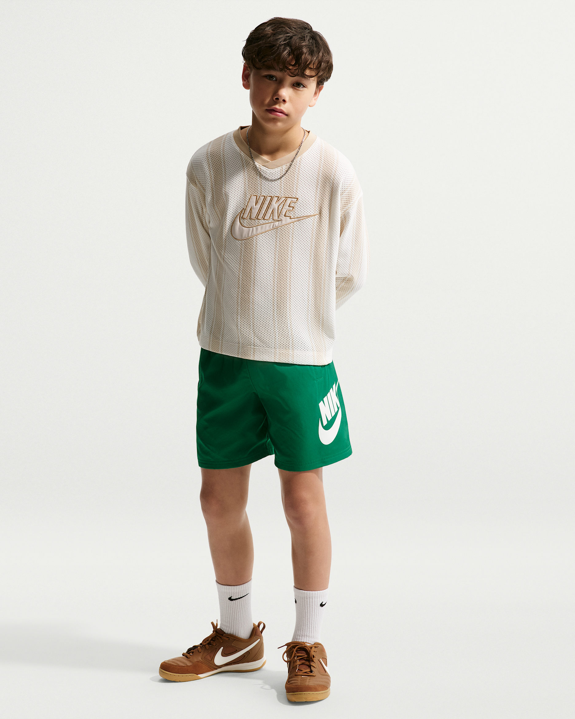 Nike Sportswear Club — Malachite/White