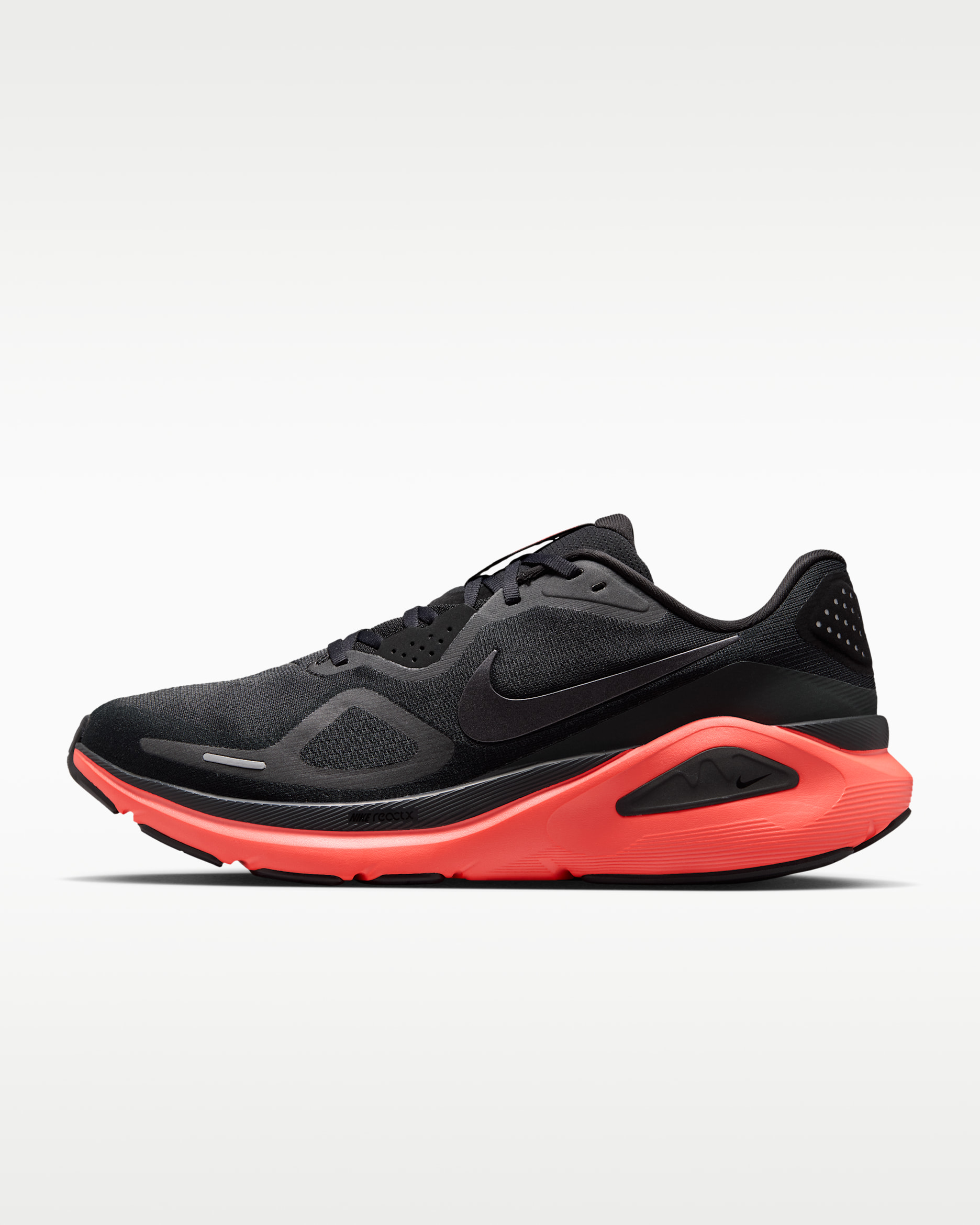 Nike Structure 26 — Black/Bright Crimson/Dark Smoke Grey/Metallic Dark Grey