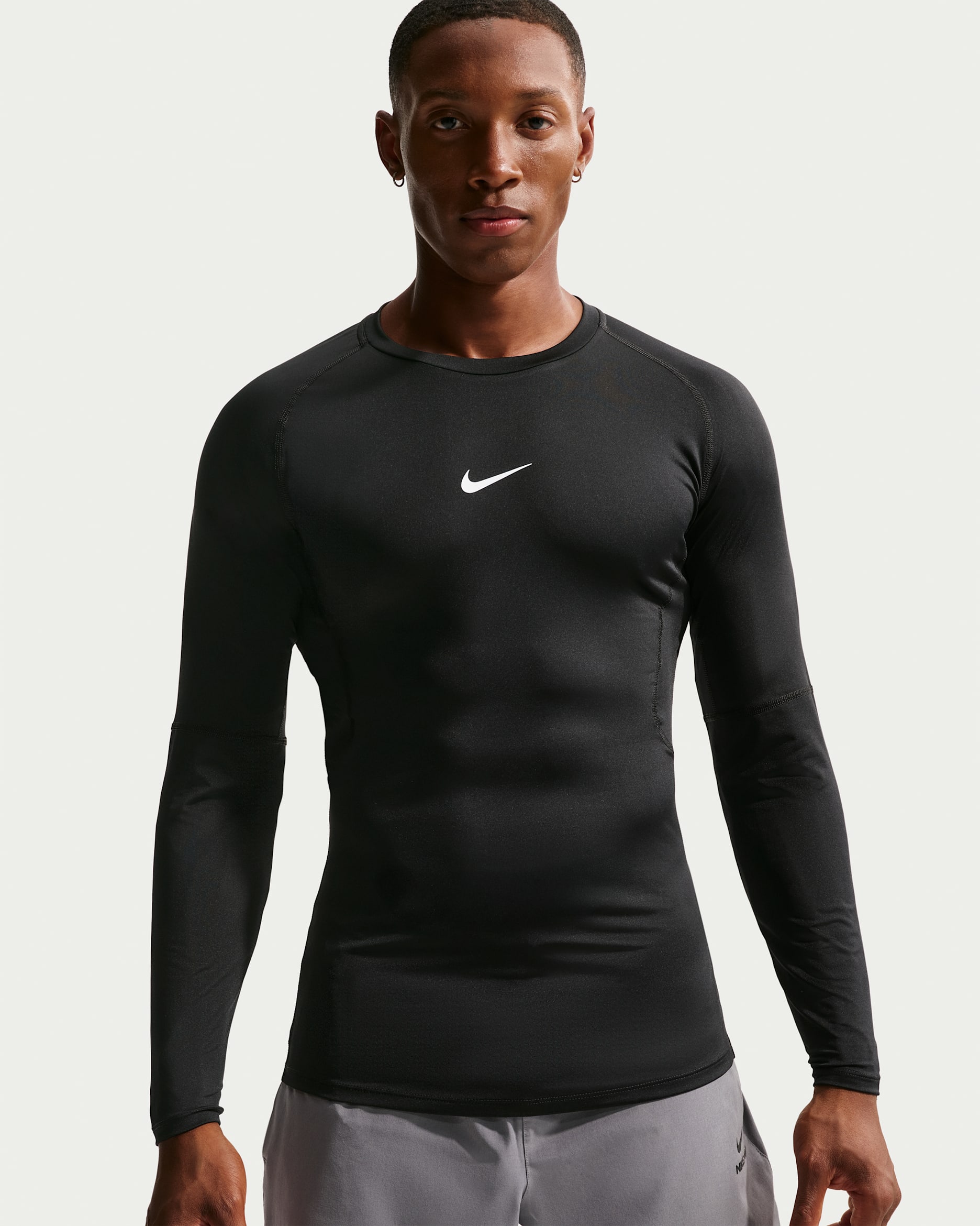 Nike Pro — Black/White