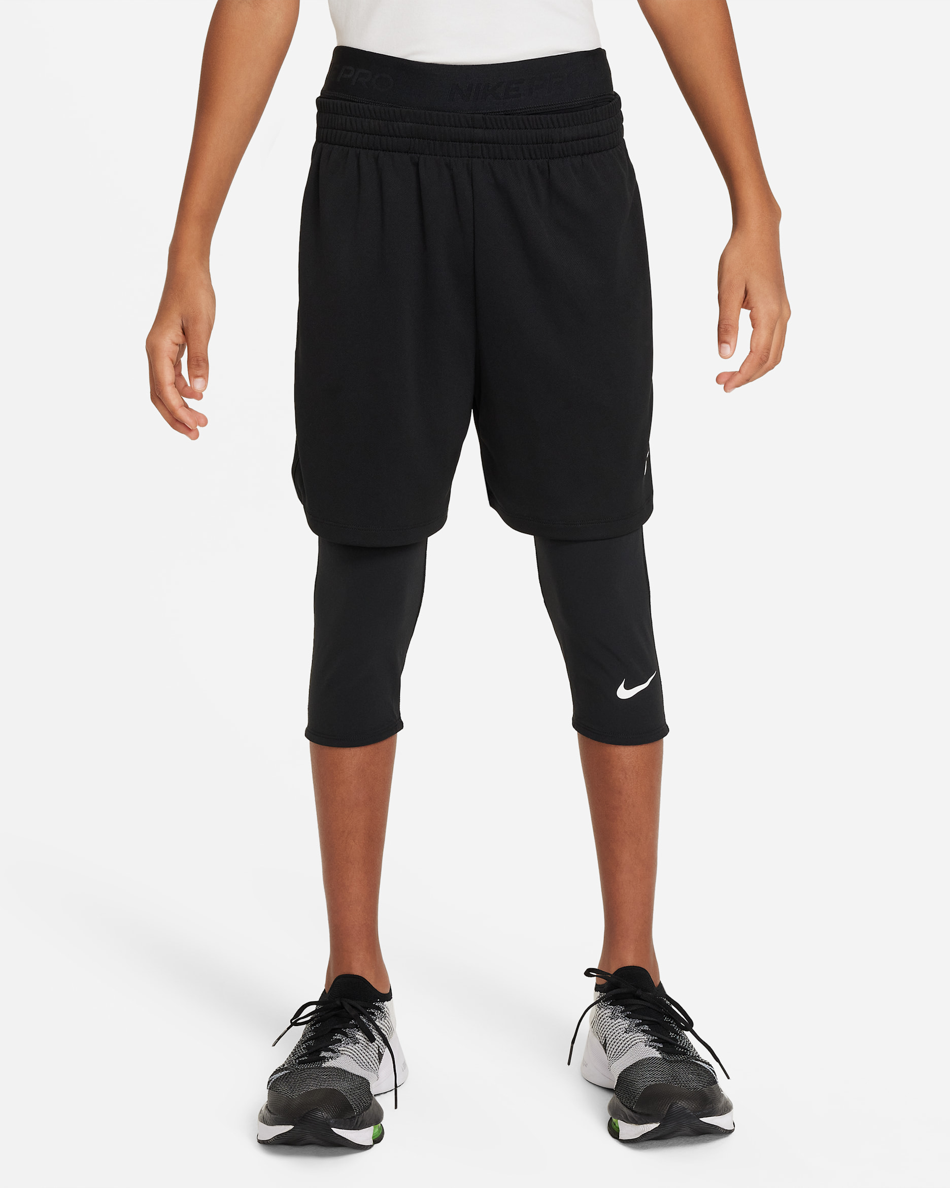 Nike Pro — Black/Black/White