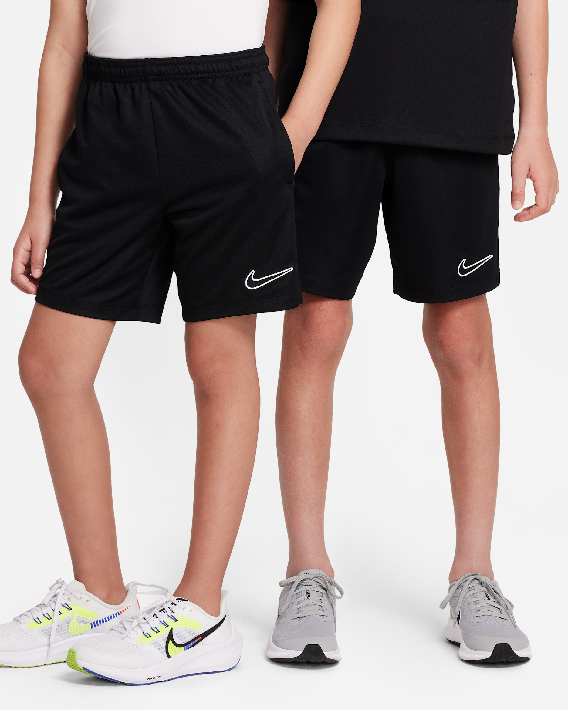 Nike Trophy23 — Black/Black/White