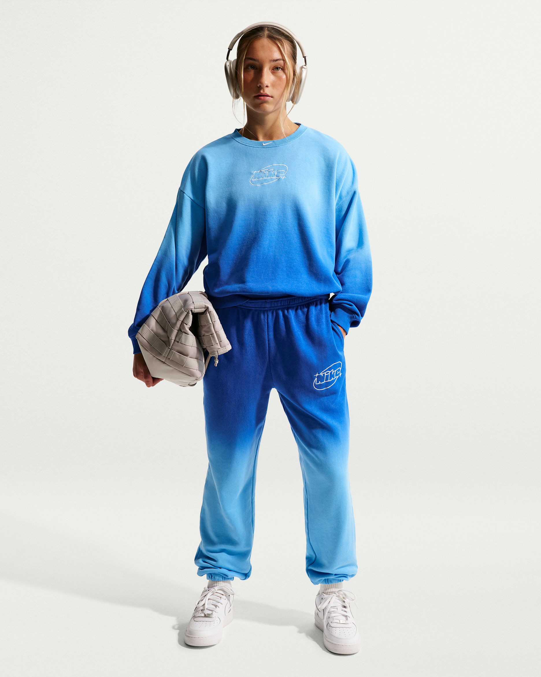 Nike Sportswear Studio Fleece — Football Blue/Game Royal