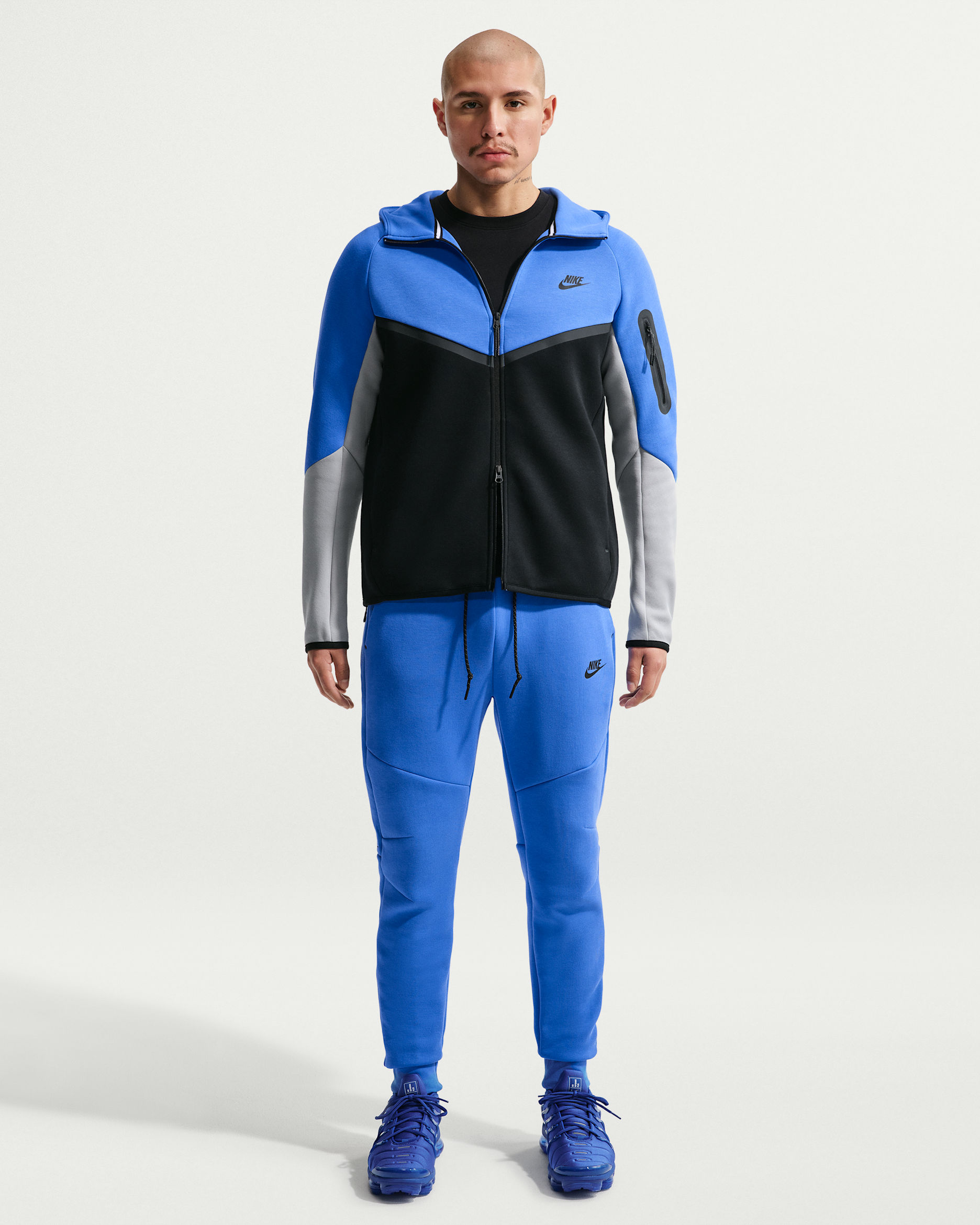 Nike Tech — Blue Crystal/Black/Black