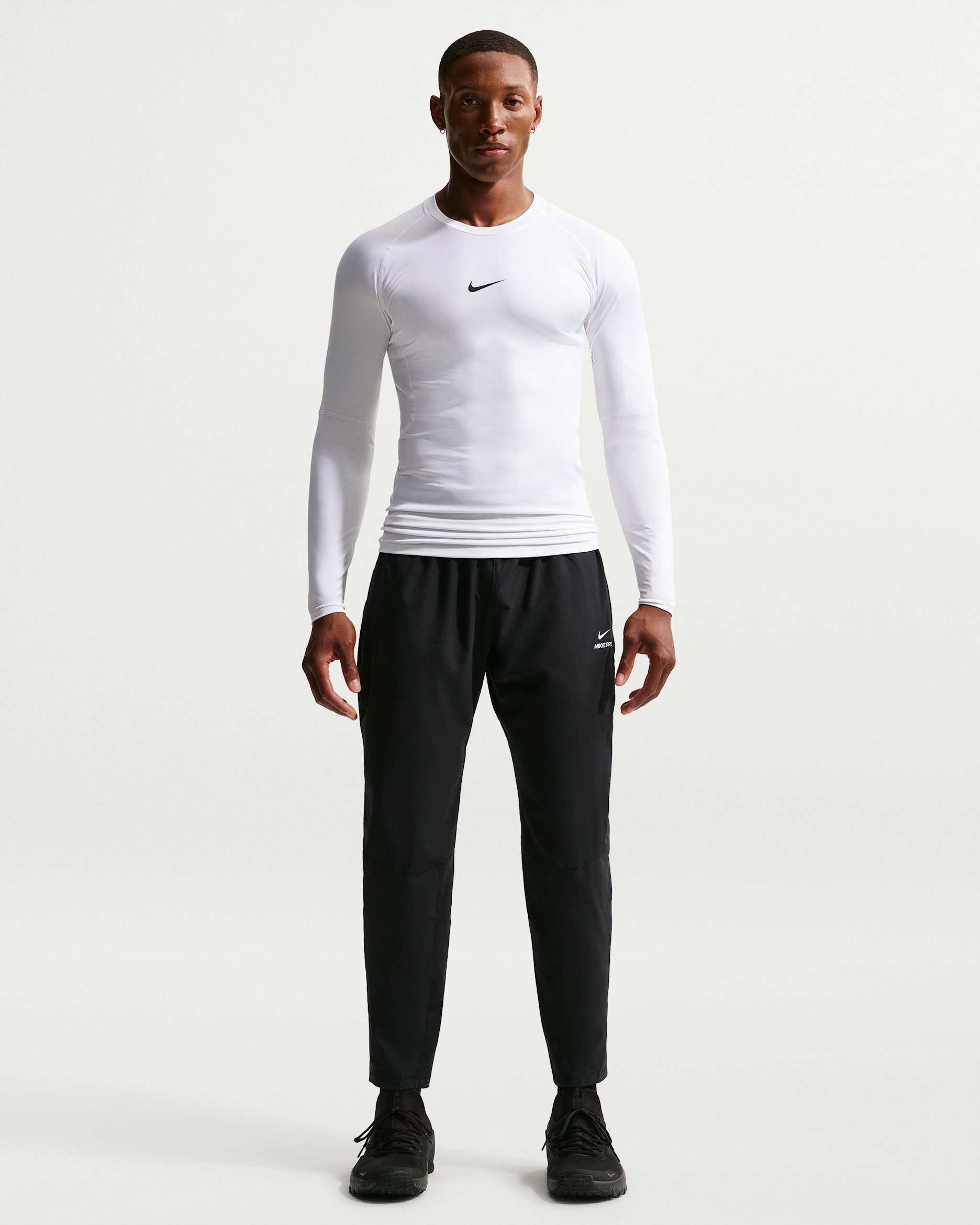 Nike Pro Training — Black/White