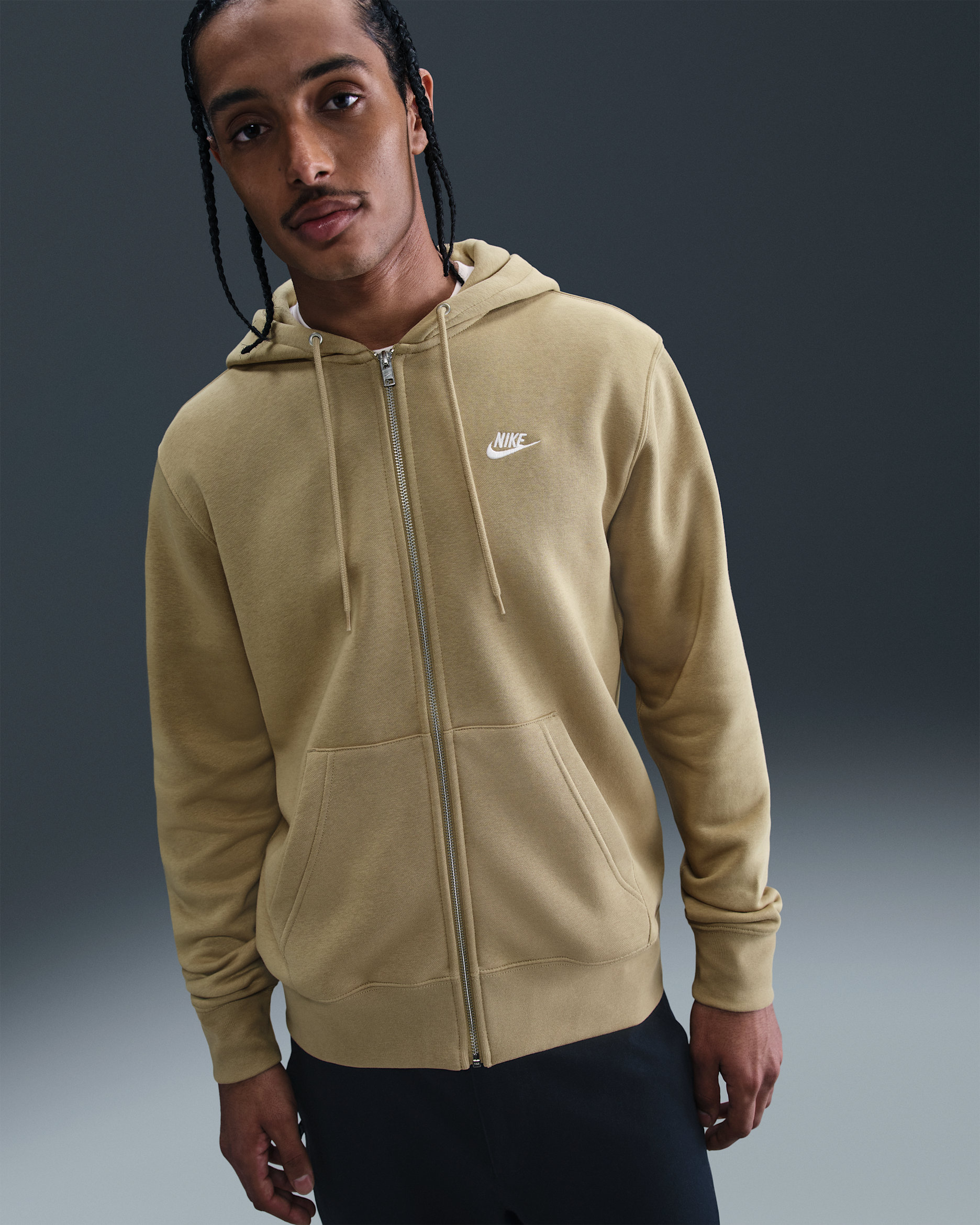 Nike Club — Parachute Beige/Parachute Beige/White