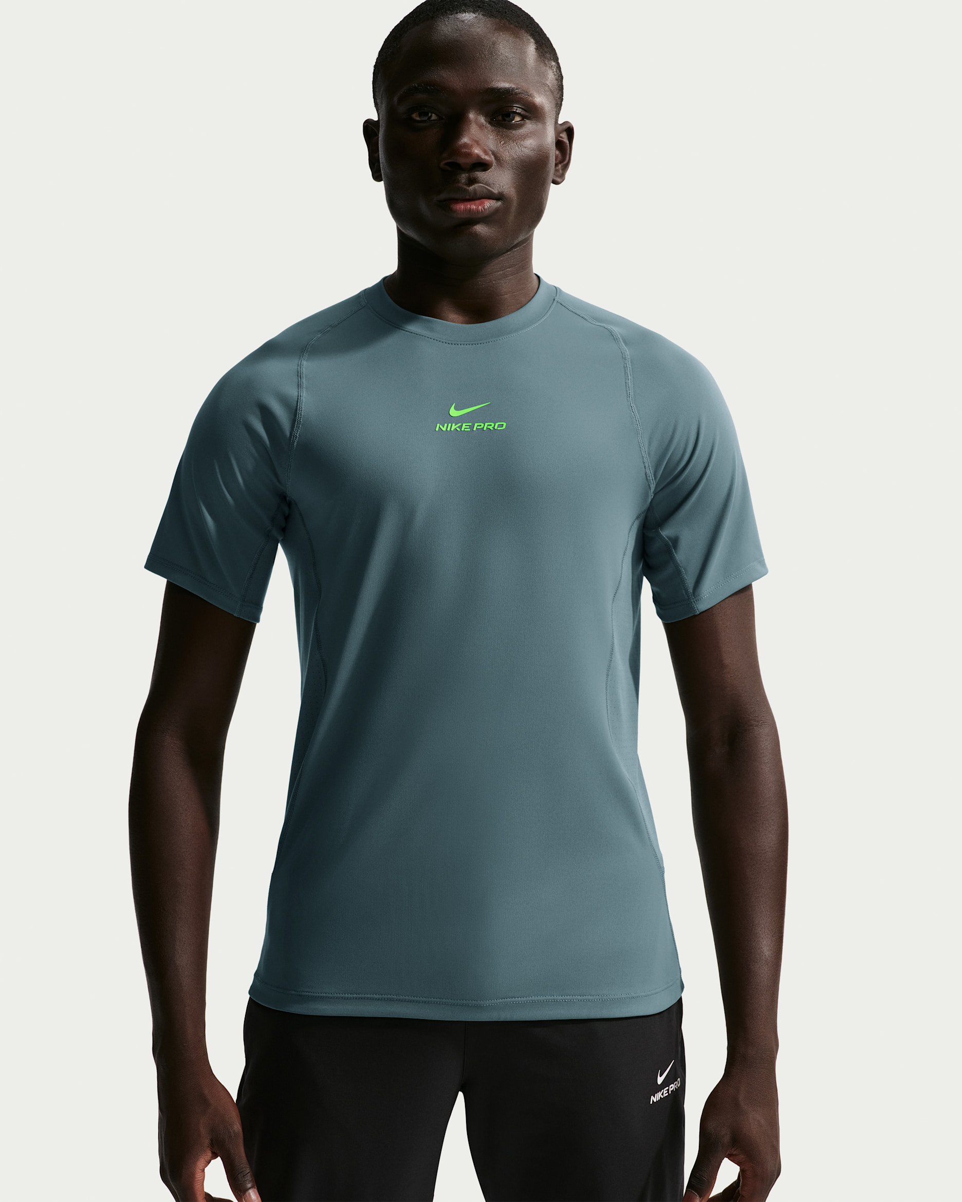 Nike Pro Training — Mineral Slate/Green Strike