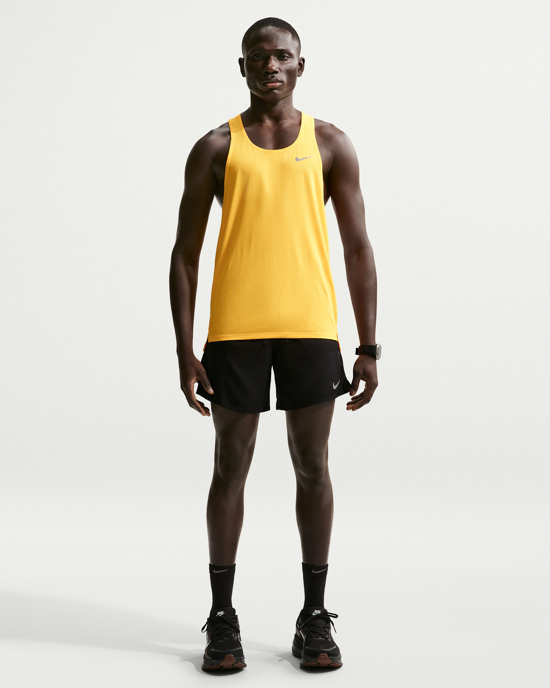 Nike Stride — Black