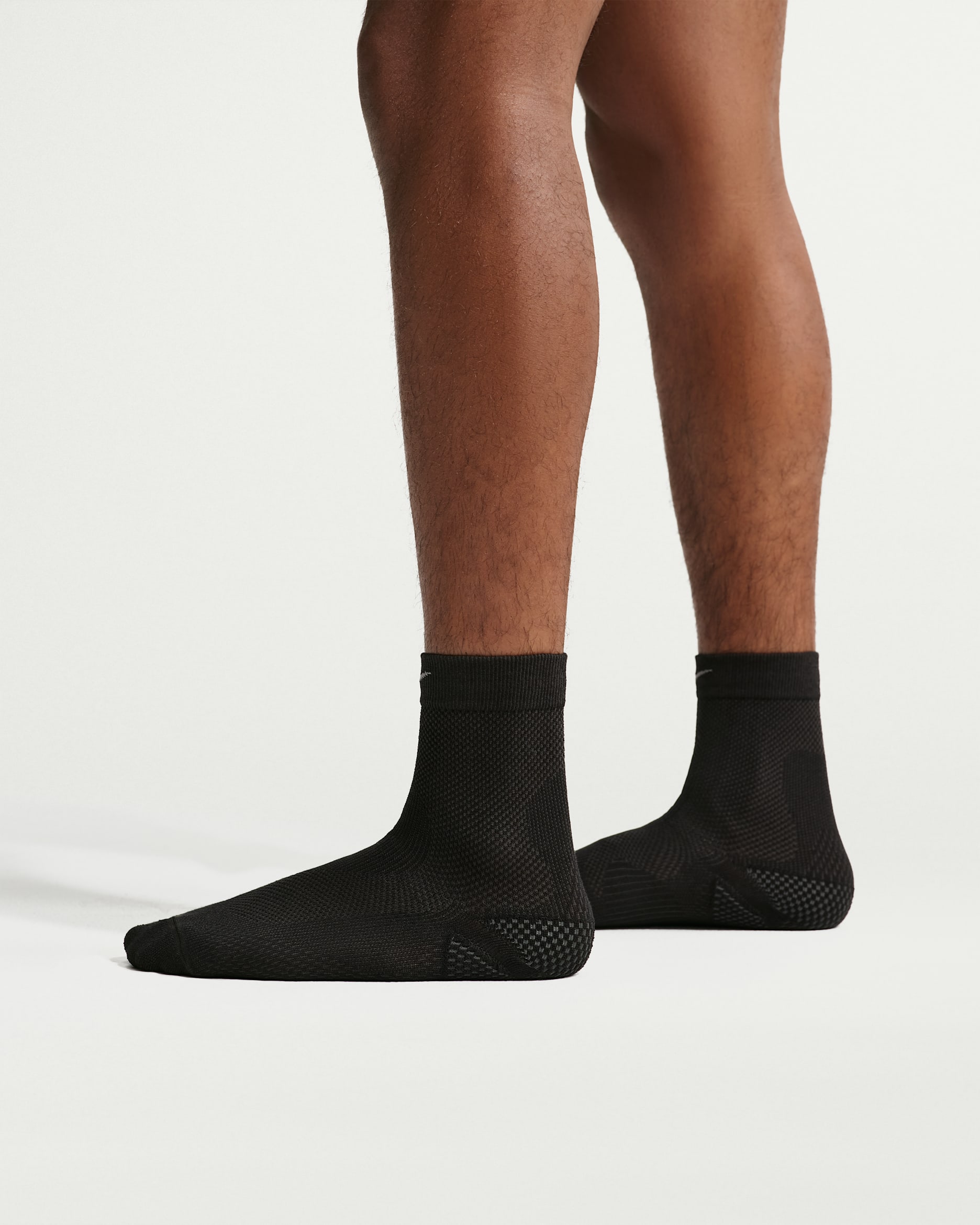 Nike Run Lightweight — Black/Pure Platinum/Dark Smoke Grey/Smoke Grey
