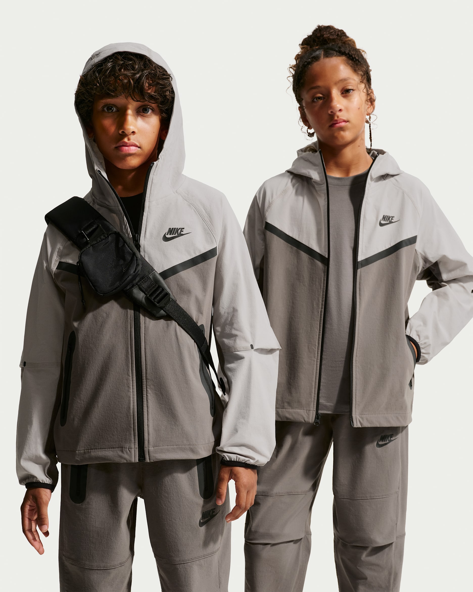 Nike Tech — Cave Stone/Moon Particle/Black