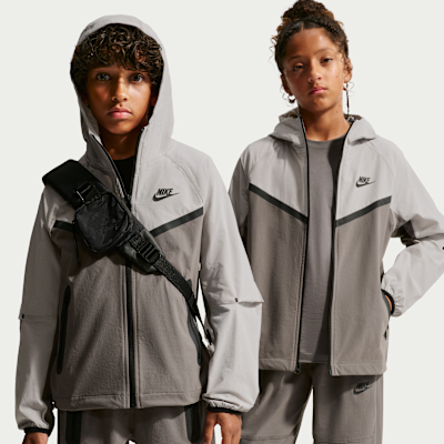 Nike Tech — Cave Stone/Moon Particle/Black