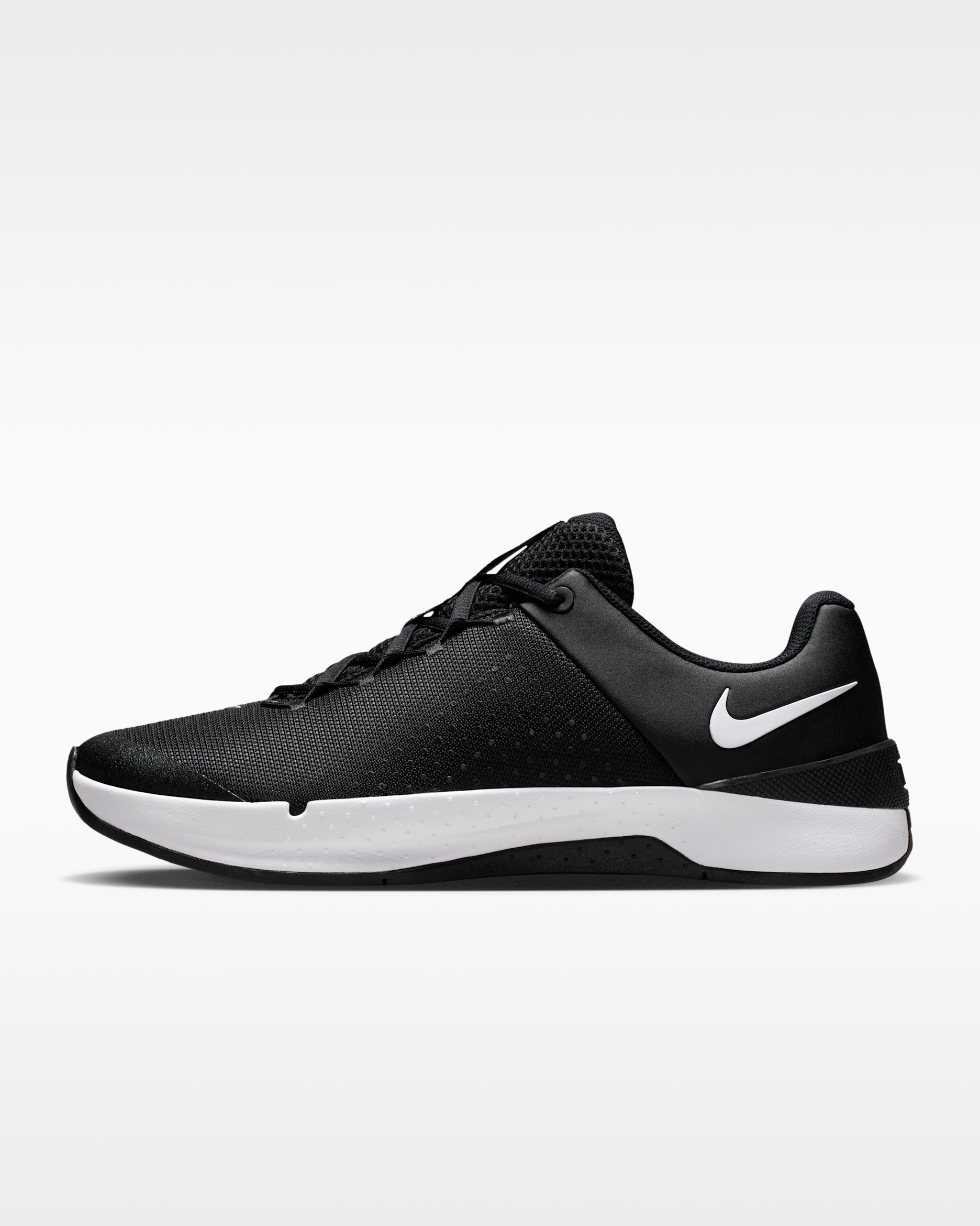 Nike MC Trainer 4 — Black/White